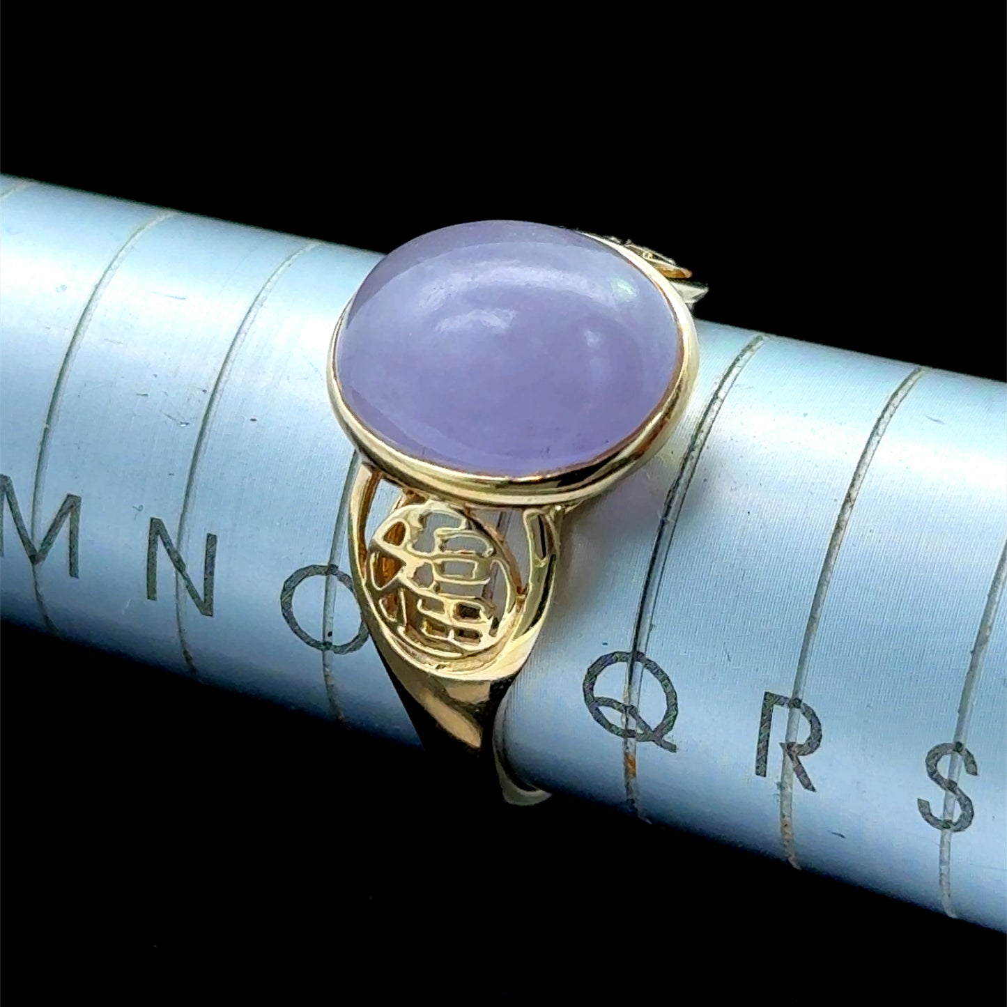 14K Yellow Gold Lilac Jade Ring