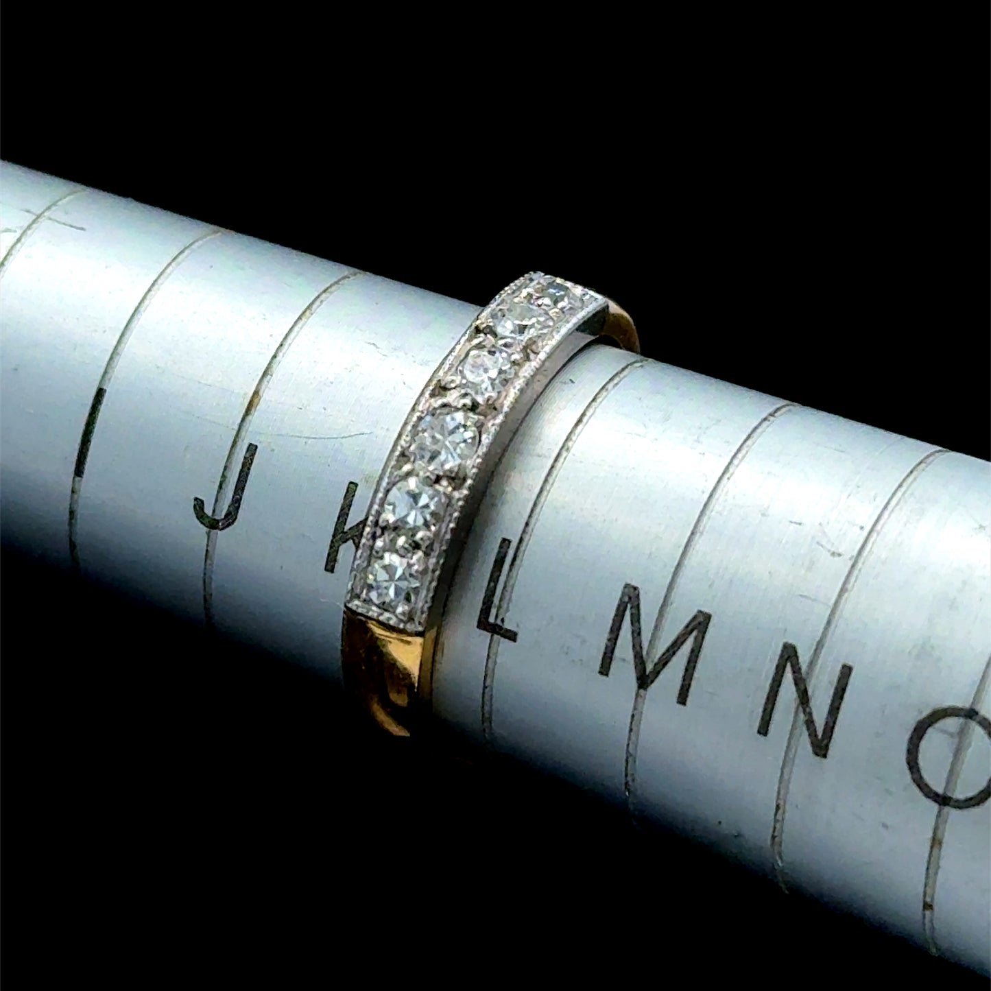 18K Yellow Gold 6 Stone Diamond Ring APPX 0.30 CTS