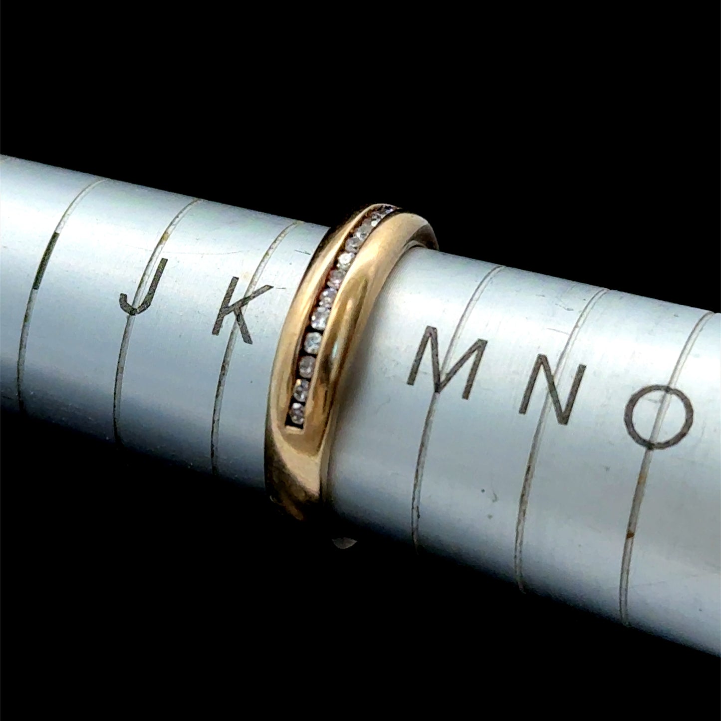 9K Yellow Gold Diamond Band Ring
