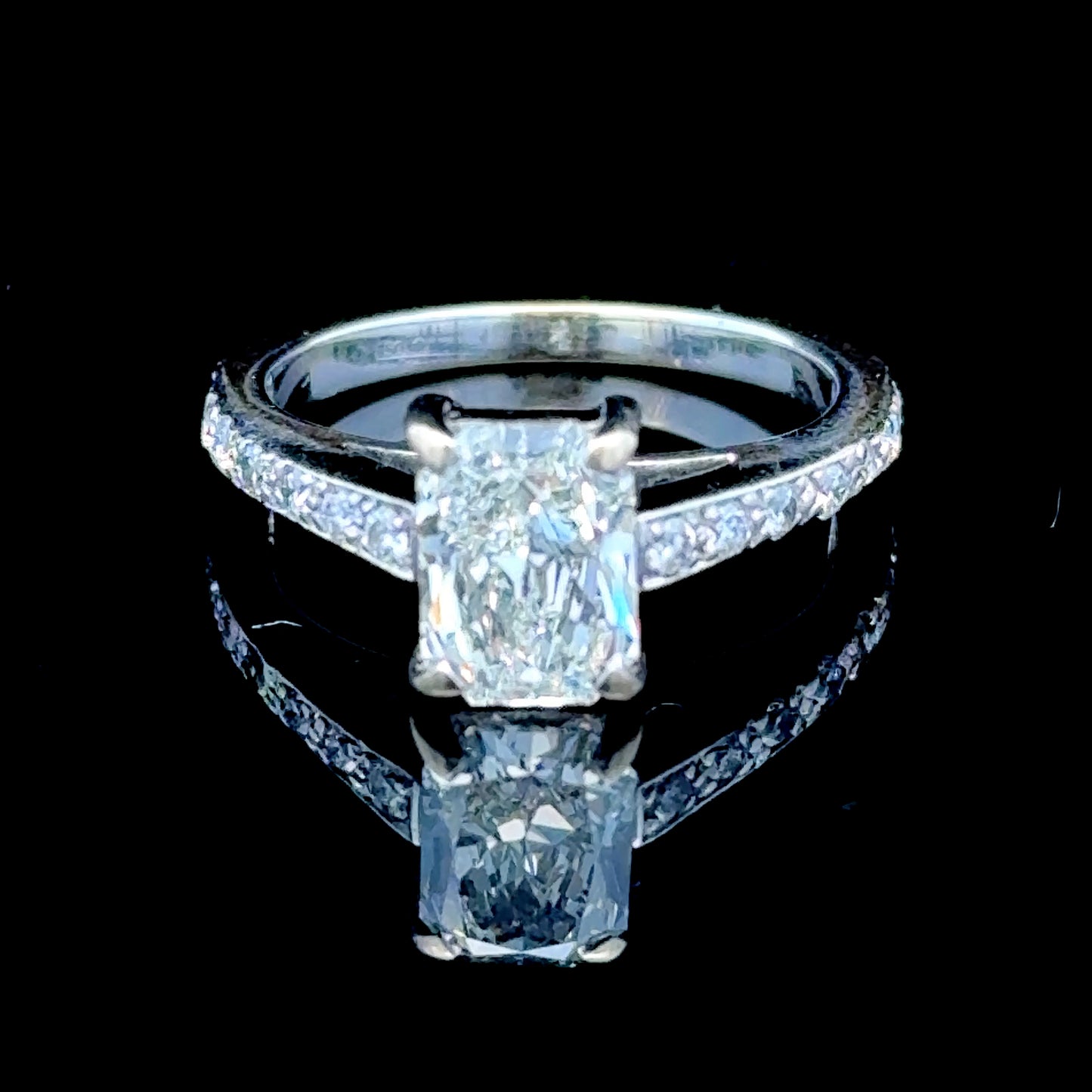 Platinum Radiant Cut 1.0 Ct Diamond Solitaire Ring