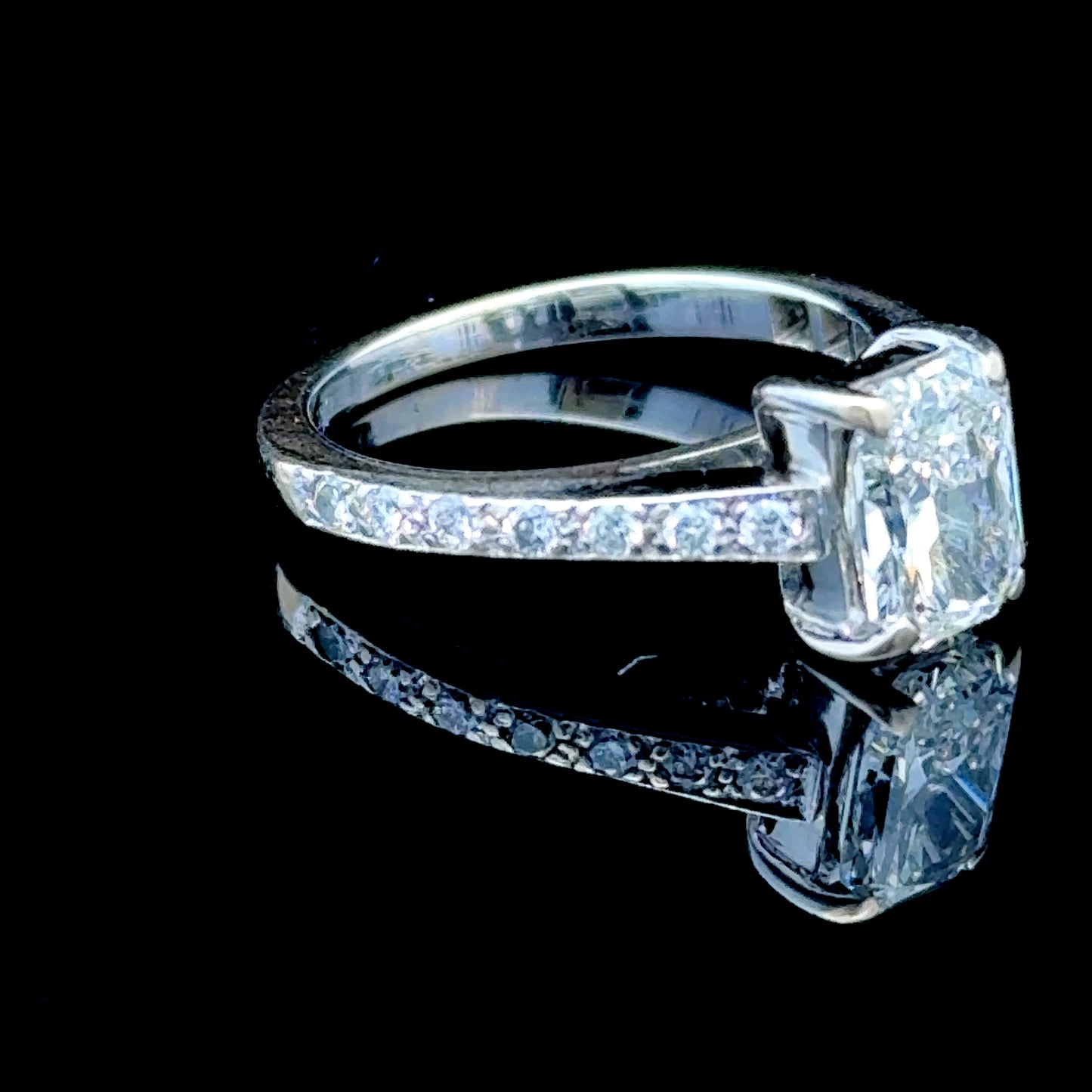 Platinum Radiant Cut 1.0 Ct Diamond Solitaire Ring