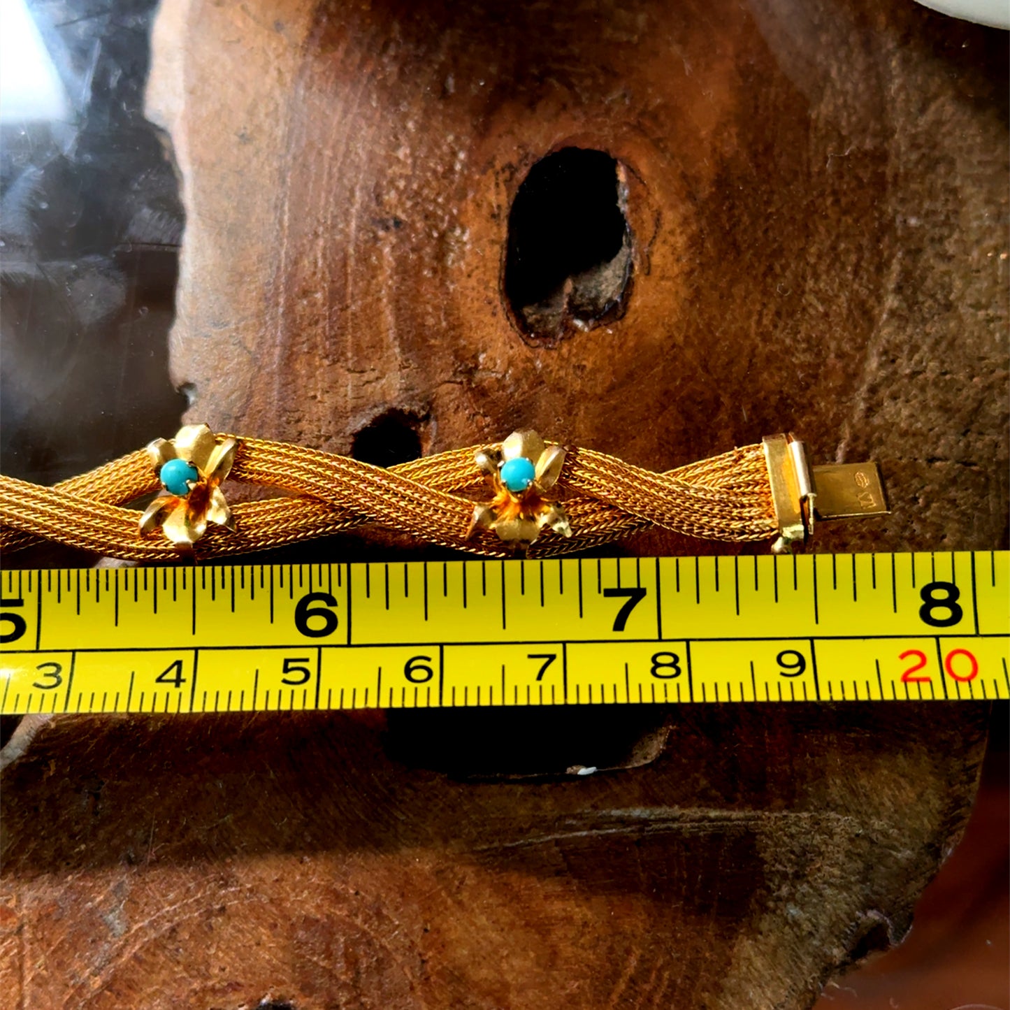 18K Yellow Gold & Turquoise Bracelet