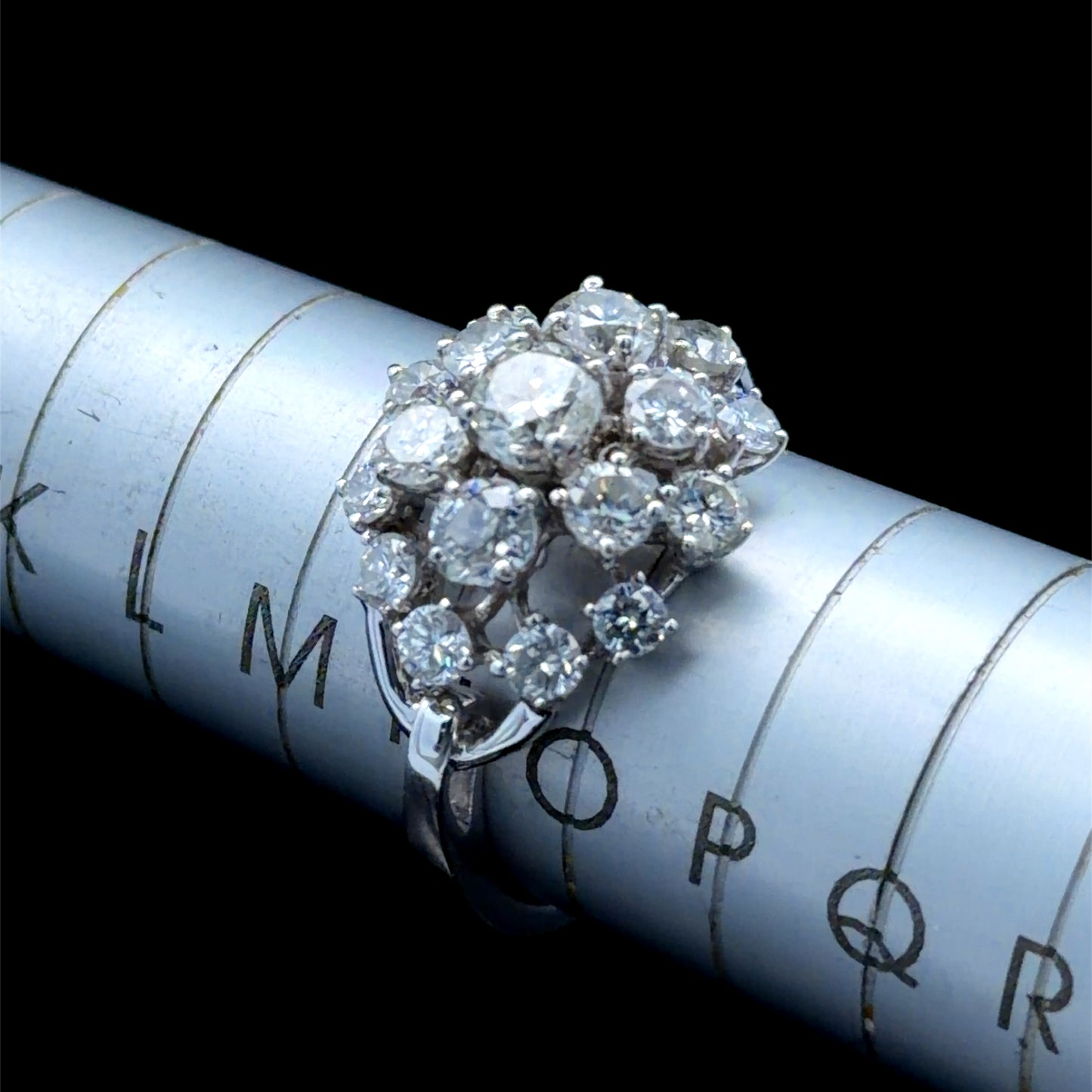 18K White Gold Diamond Cluster Ring APPX 2 CTS