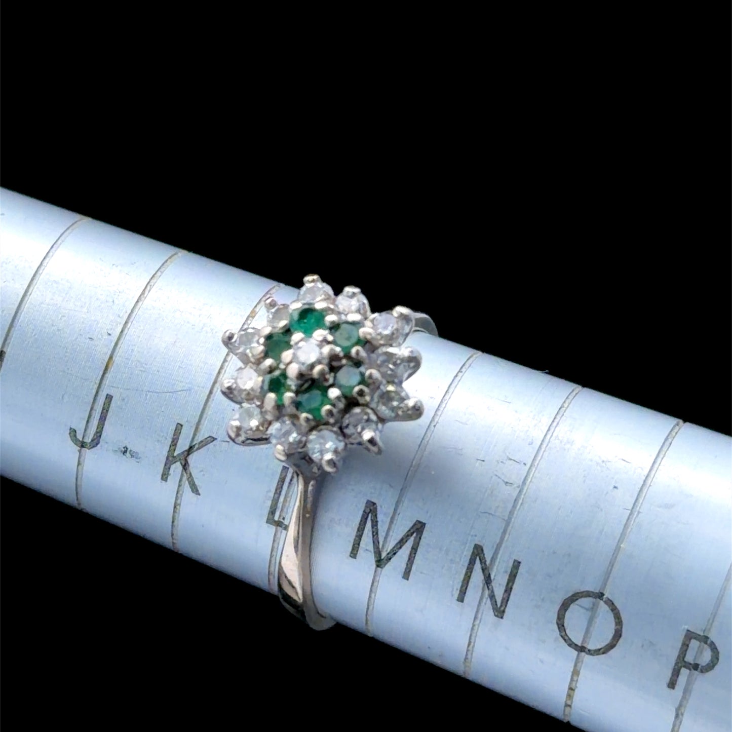 18K White Gold Diamond & Emerald Cluster Ring