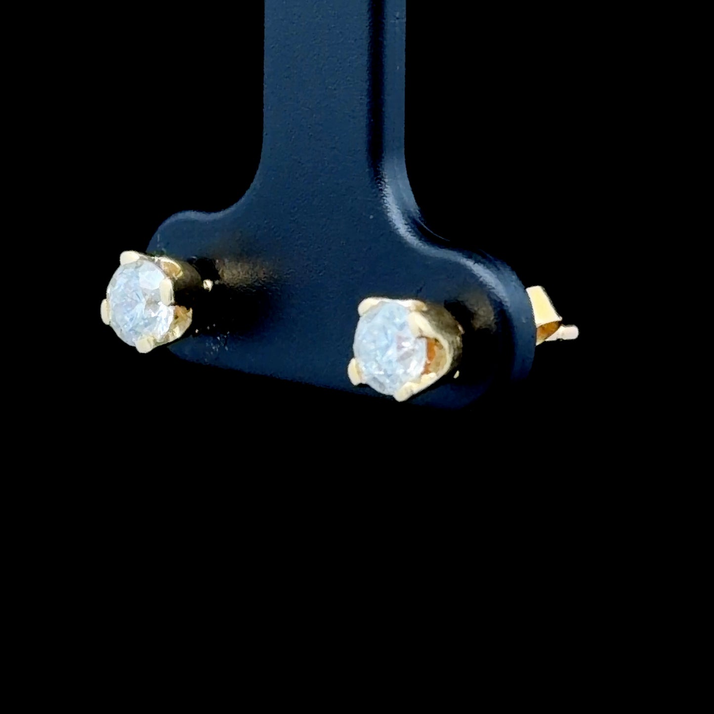 18K Yellow Gold Diamond Studs APPX 0.5 CTS
