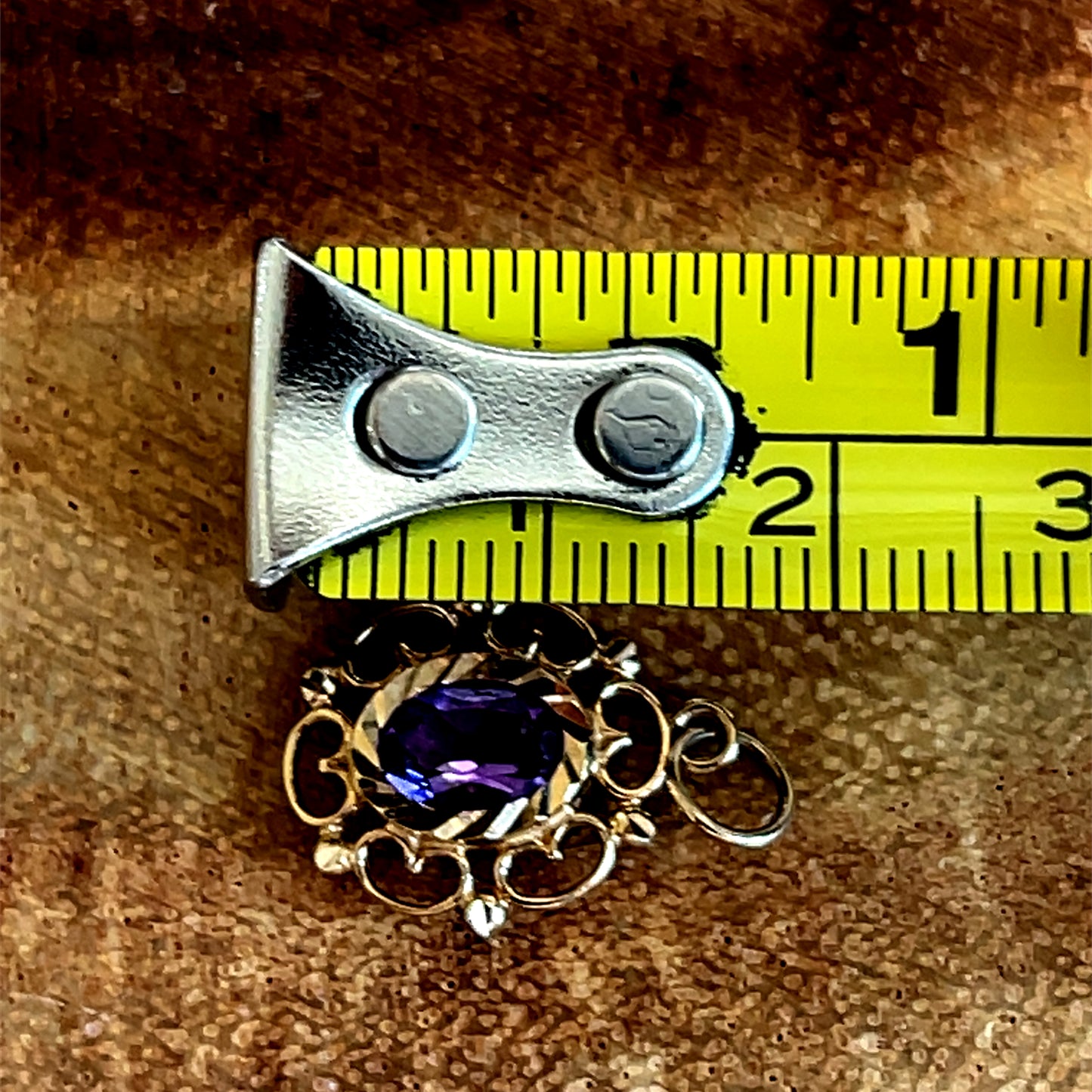 9K Yellow Gold Amethyst Pendant