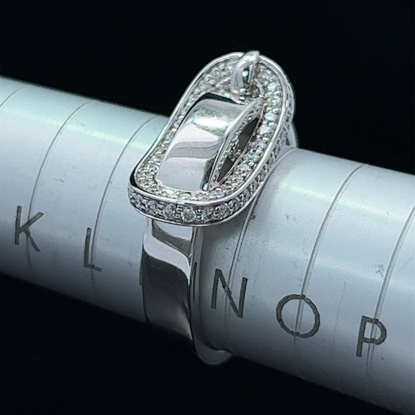18K White Gold Diamond Buckle Ring