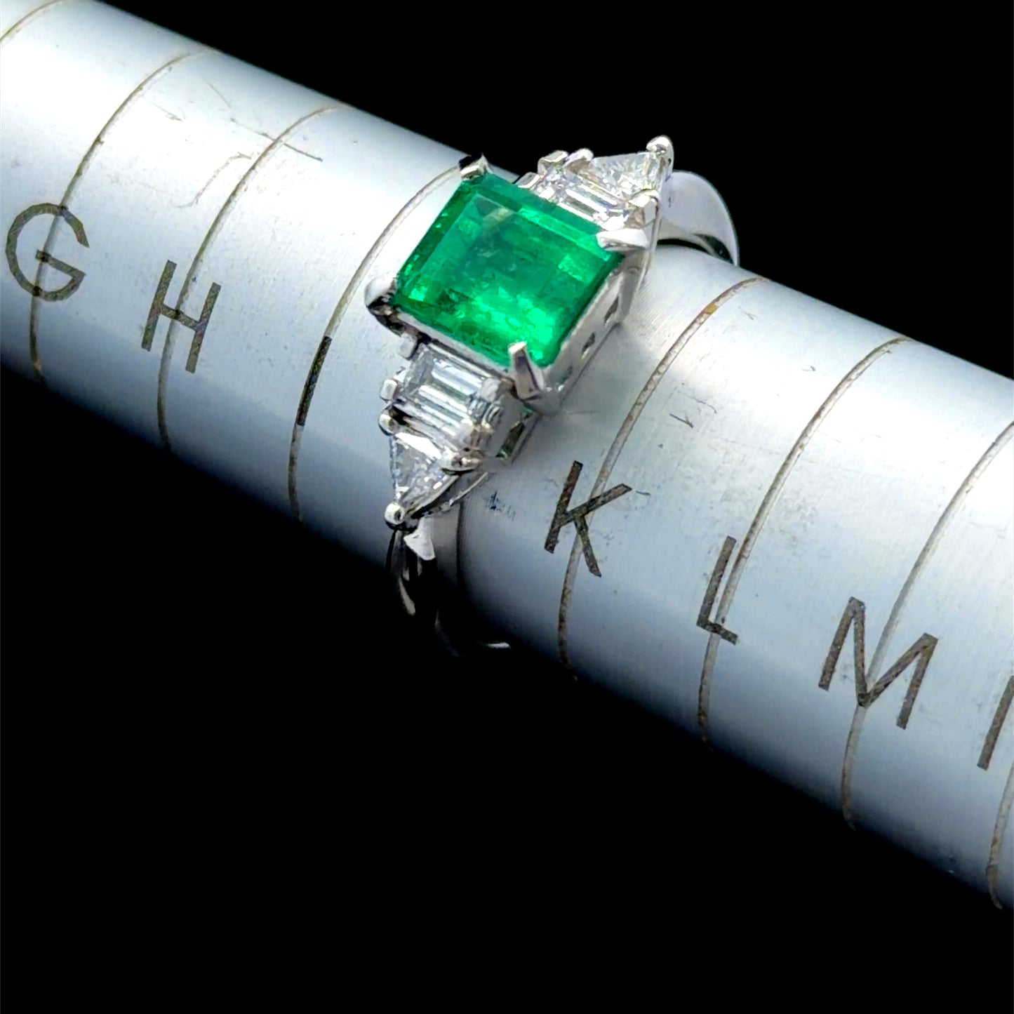 Platinum Emerald & Diamond Ring APPX E: 1.2 CTS Columbian D: 0.4 CTS