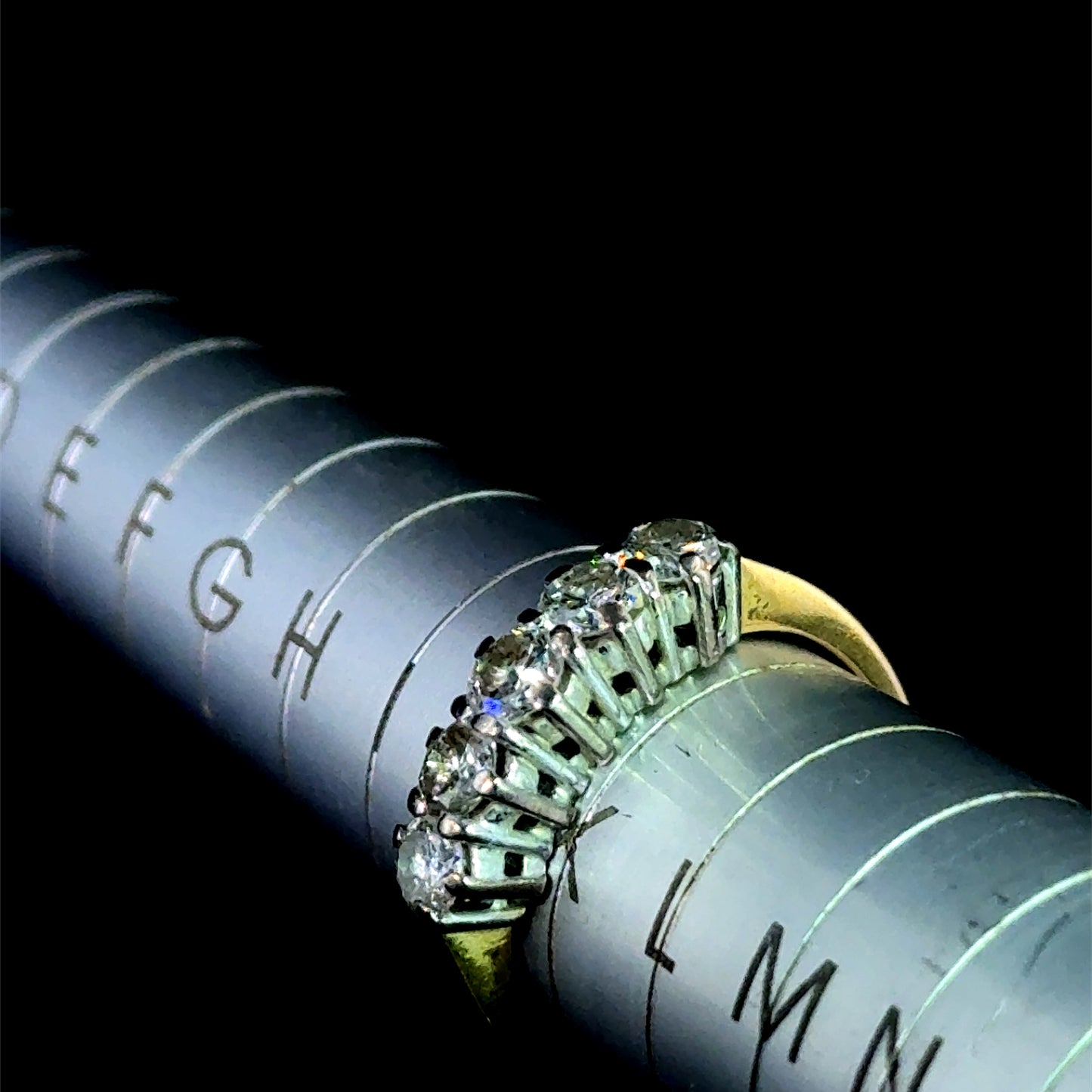 18K Yellow Gold / White Gold 5 Stone Diamond Ring APPX 1.0 CTS