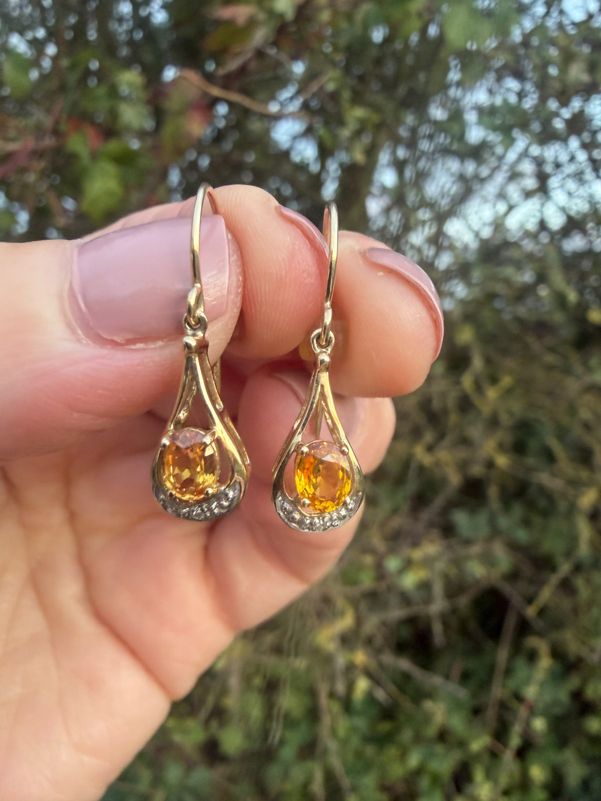 Pretty 9k Yellow Gold Yellow Sapphire & Diamond Drop Hook Earrings
