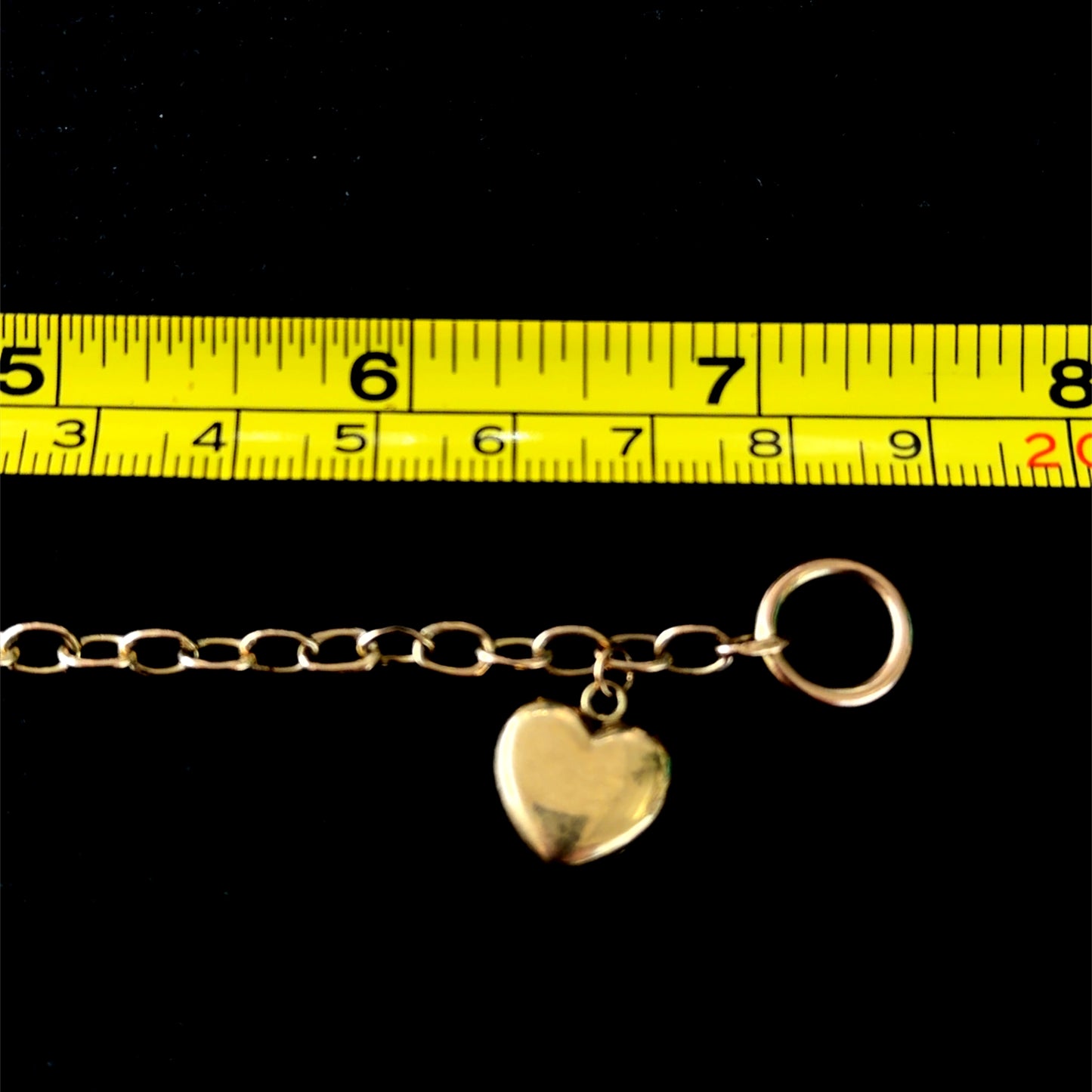 Pretty 9k Yellow Gold Heart Charm Bracelet With Bar Fastener