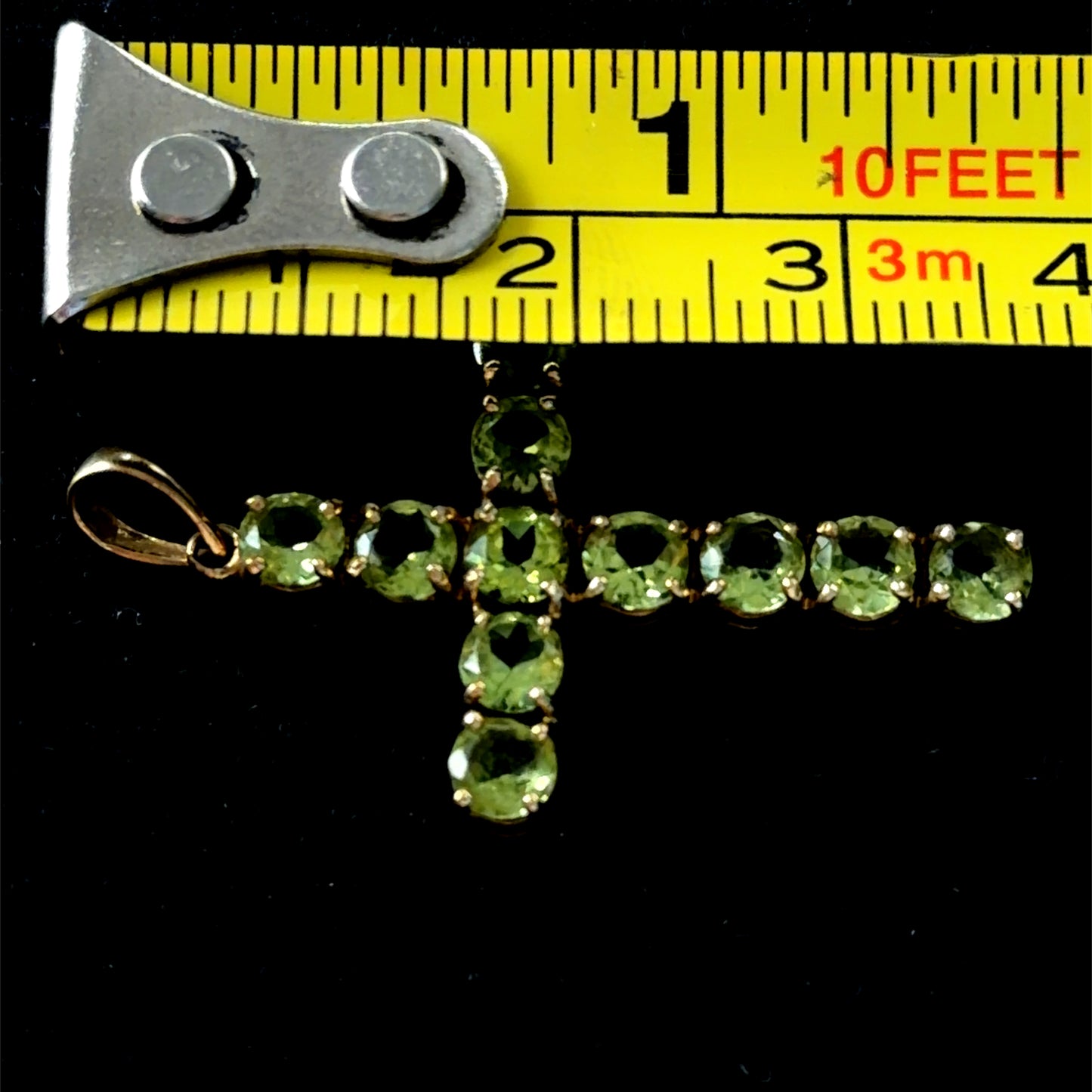 Lovely 9k Yellow Gold Peridot Cross Pendant