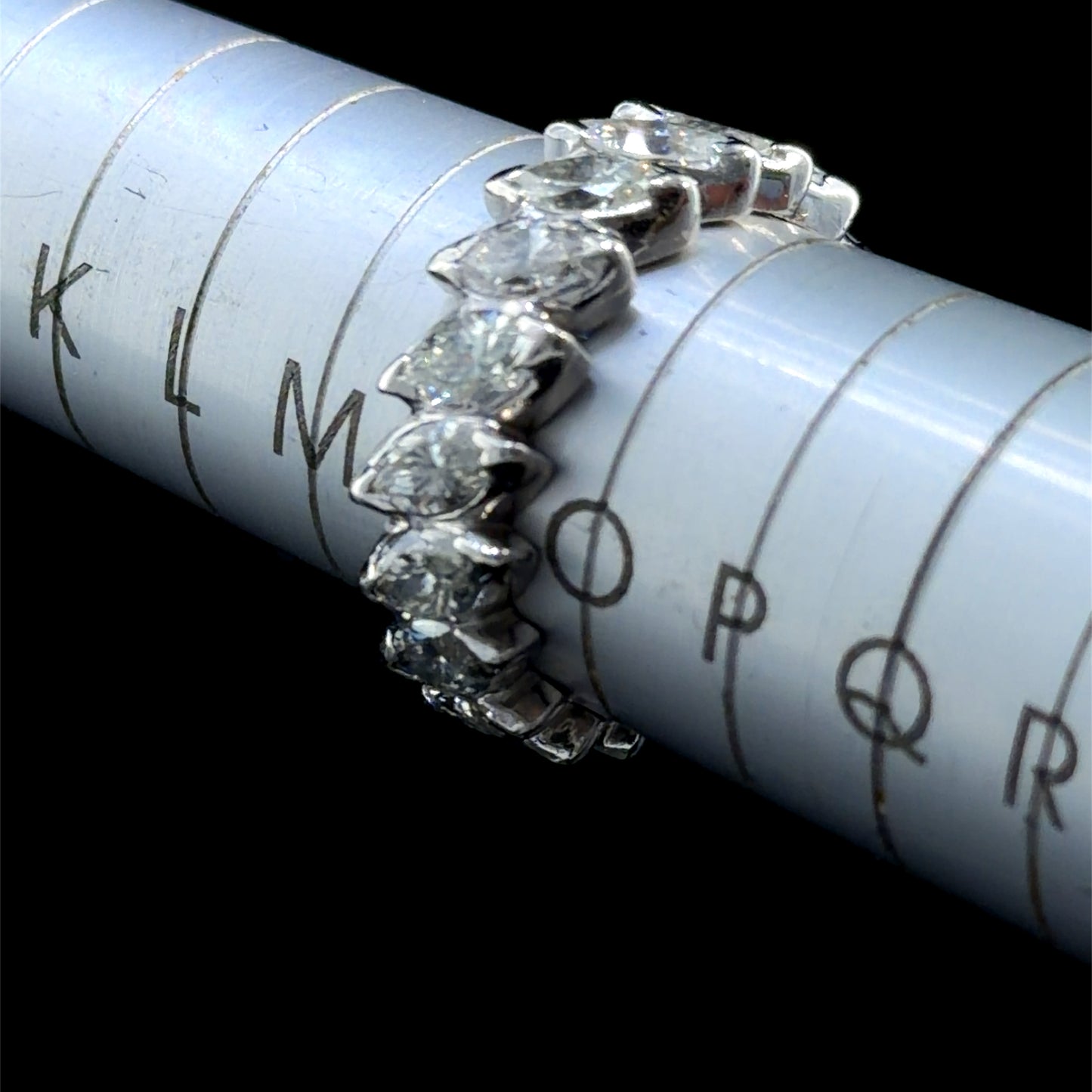 Stunning 18k White Gold Marqusie Diamond Full Eternity Band Appx 3 Cts