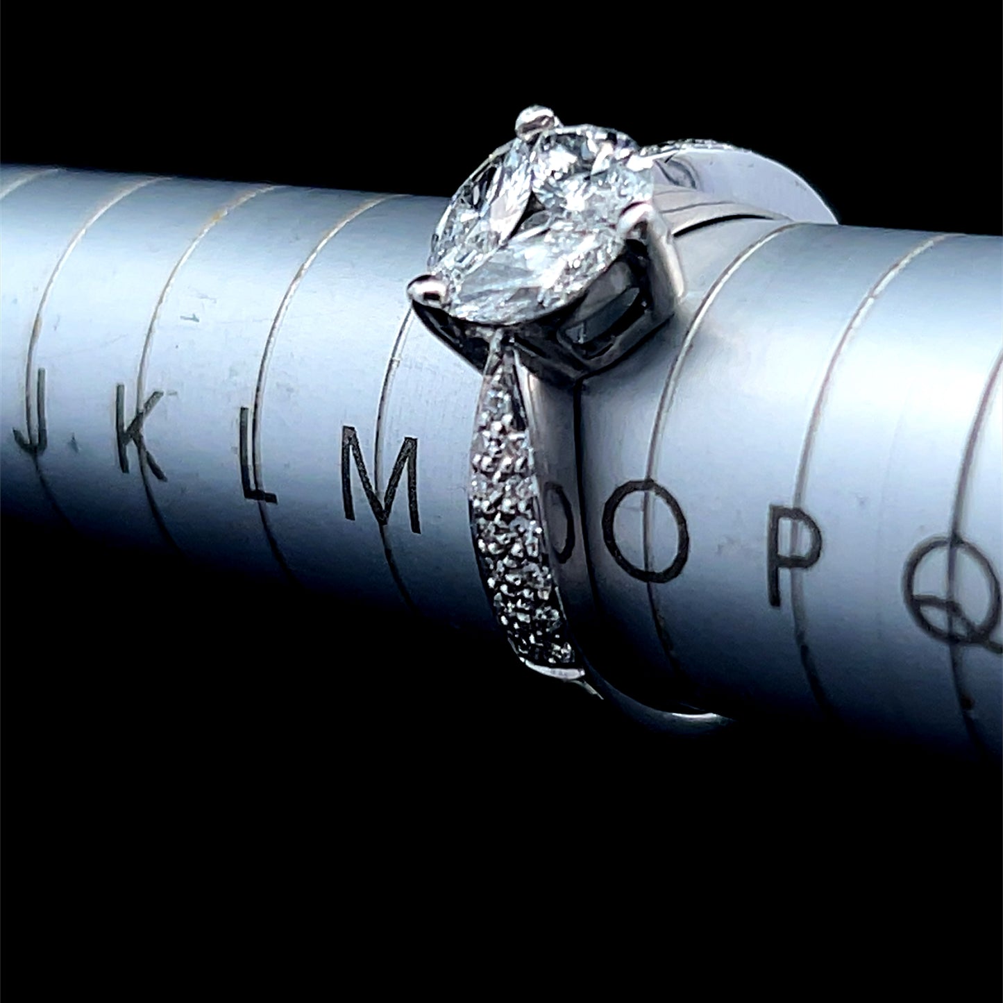 18K White Gold Diamond Ring With Diamonds To Shoulders