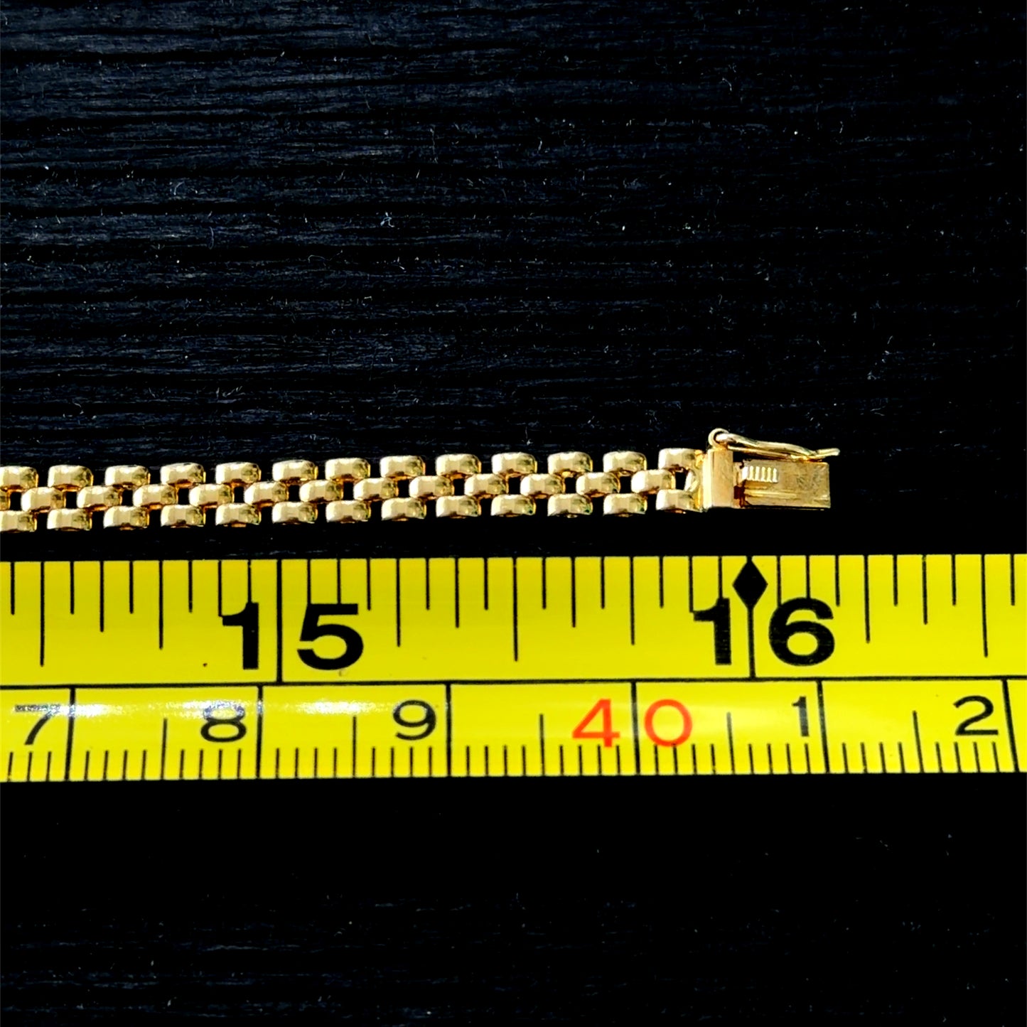 Stunning 18k Yellow Gold Bezel Set Diamond Drop Necklace Of 1.5 Cts