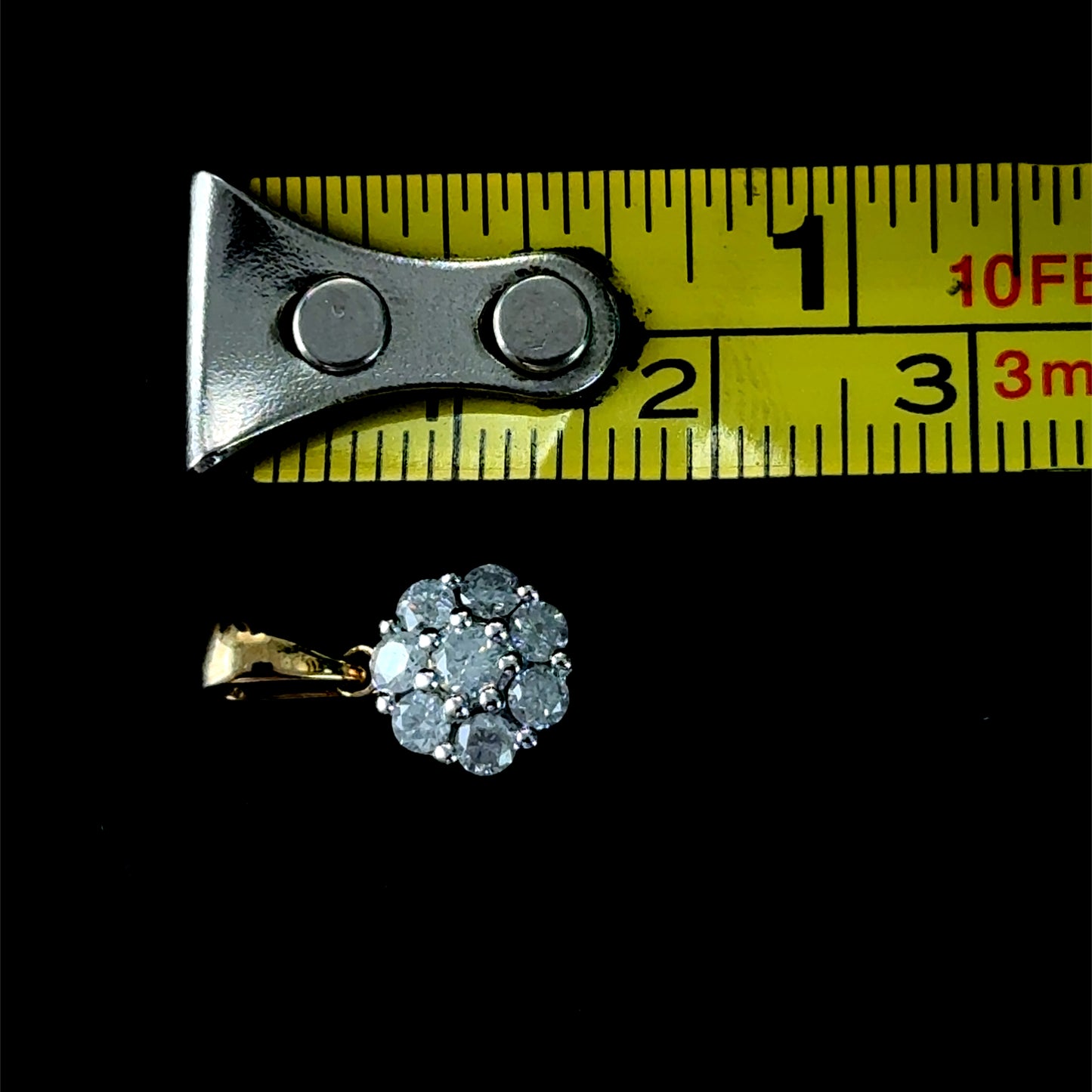 9K Yellow Gold Diamond Cluster Pendant