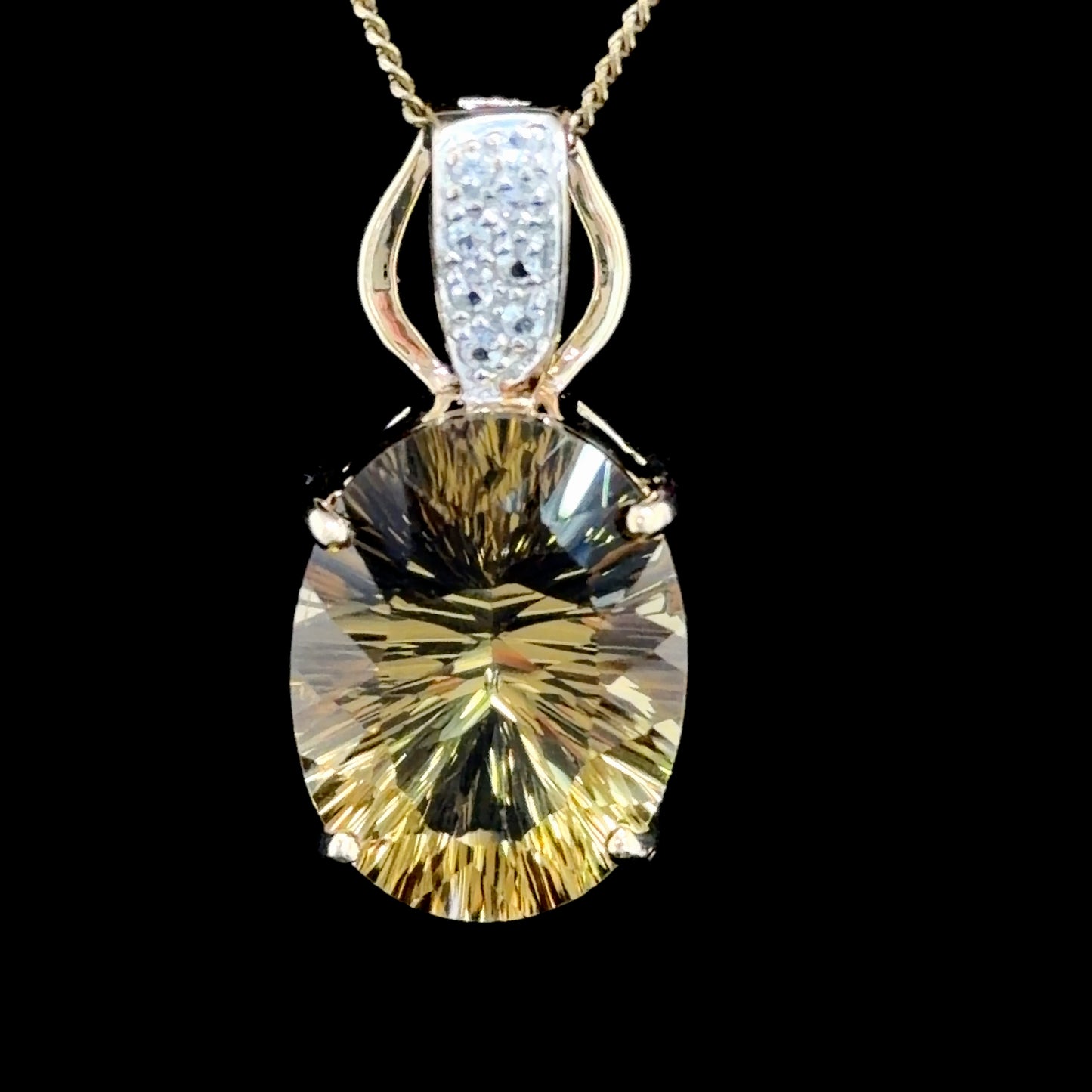 Pretty 9k Yellow Gold Citrine & White Topaz Pendant (Only)