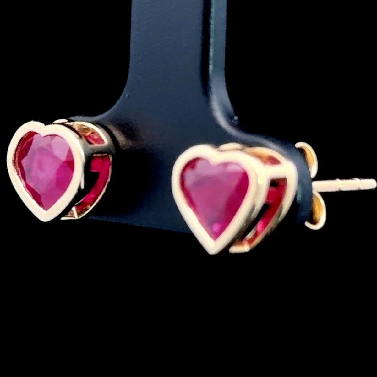 A Stunning Pair Of Ruby Heart Stud Earrings In Substantial 14k Yellow Gold Mounts Truly Magnificent