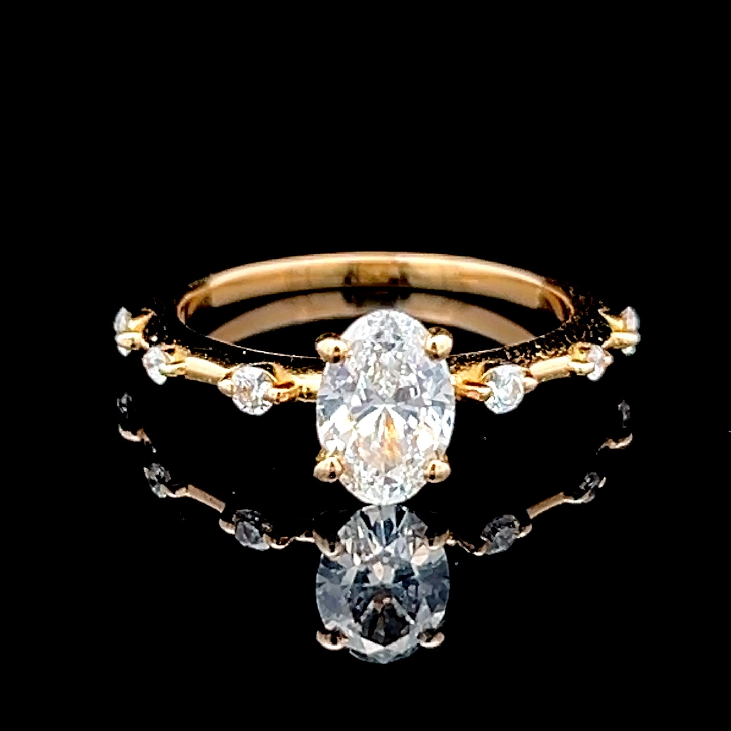 18K Yellow Gold Diamond Solitaire with Small Diamonds To Shoulders GIA CERTIFIED VVS2 0.72 CTS