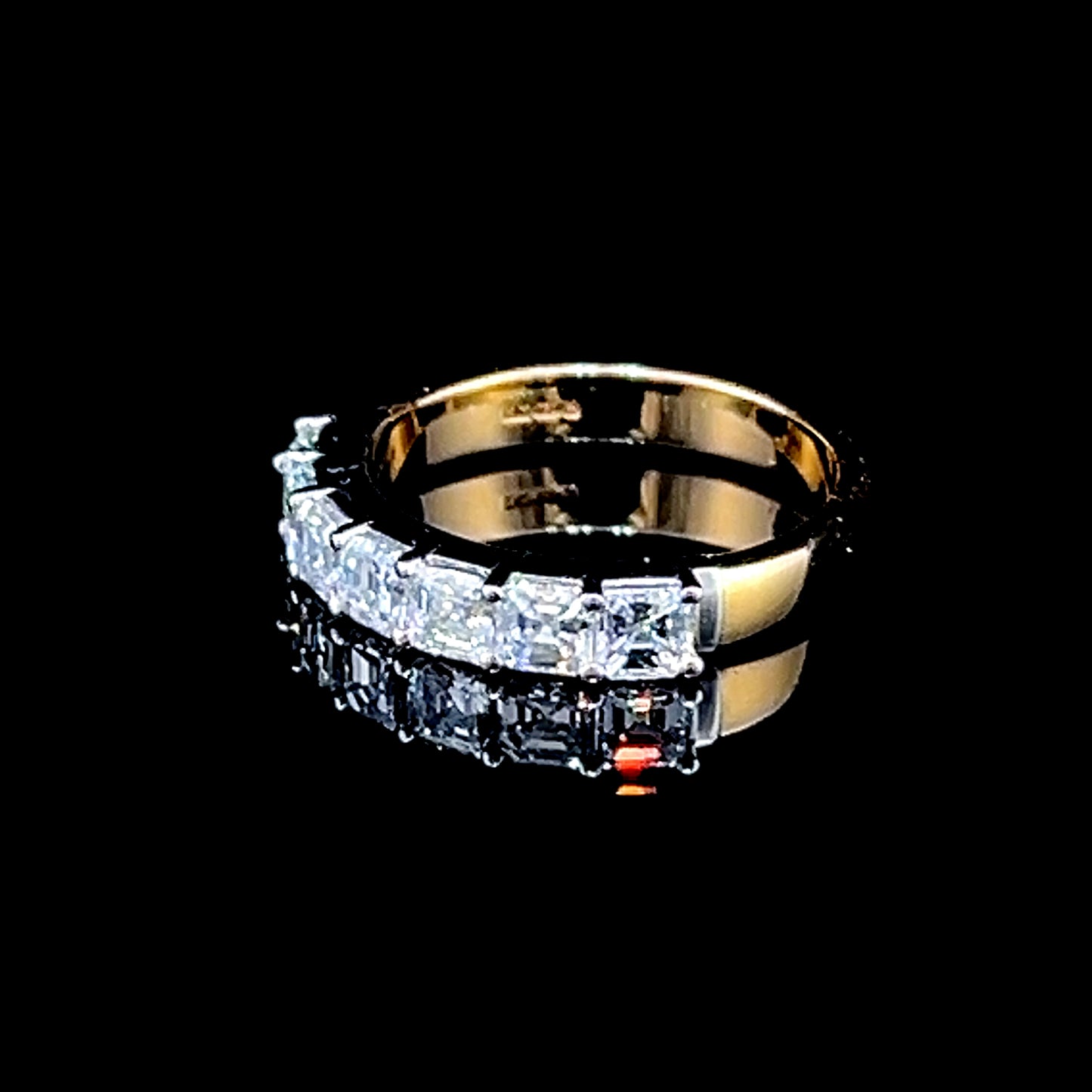 18K Yellow Gold 7 Stone Diamond Ring