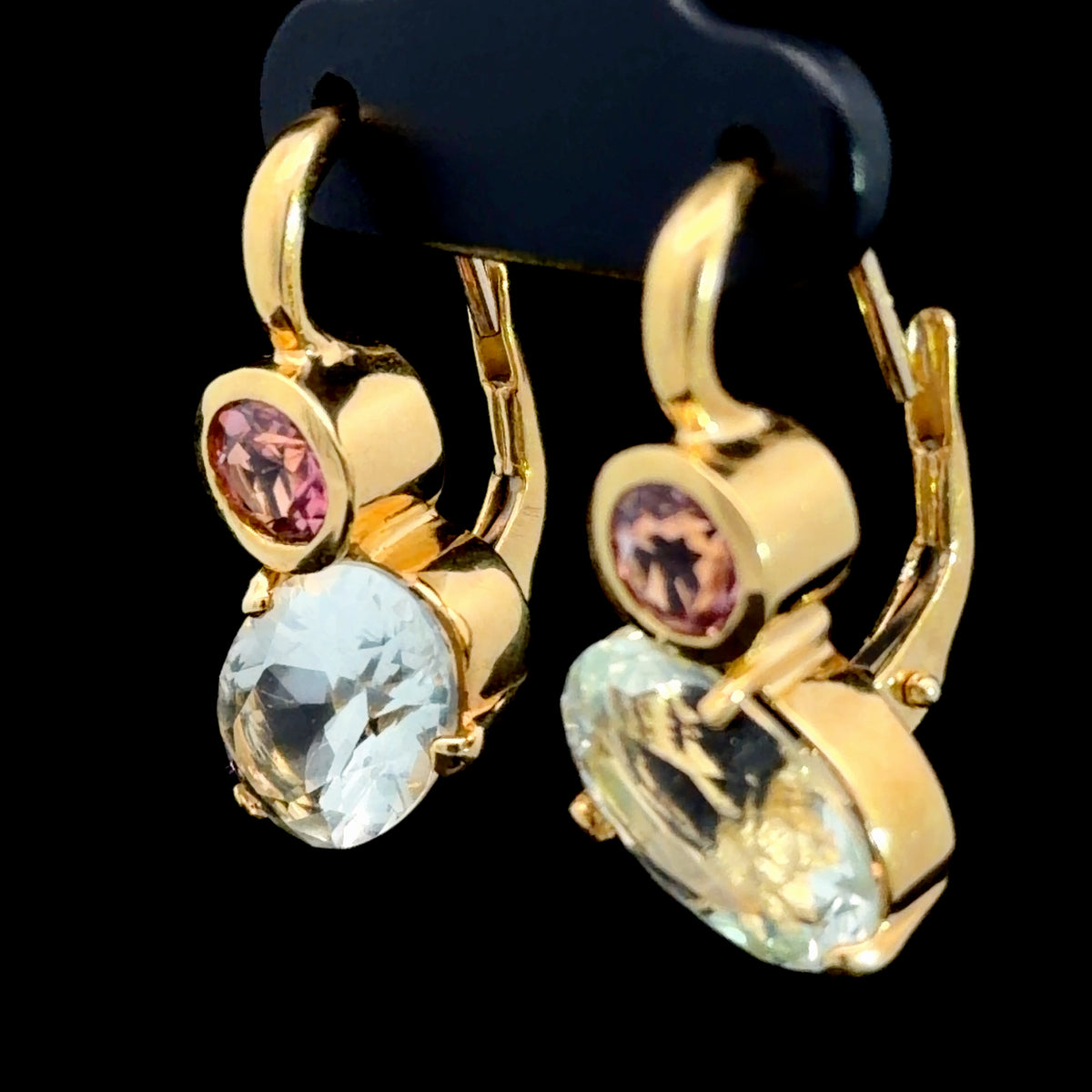 Stunning 18k Yellow Gold Aquamarine & Pink Tourmaline Hinged Lever Back Continental Clip Earrings (We Have the Matching Ring Code 8556)