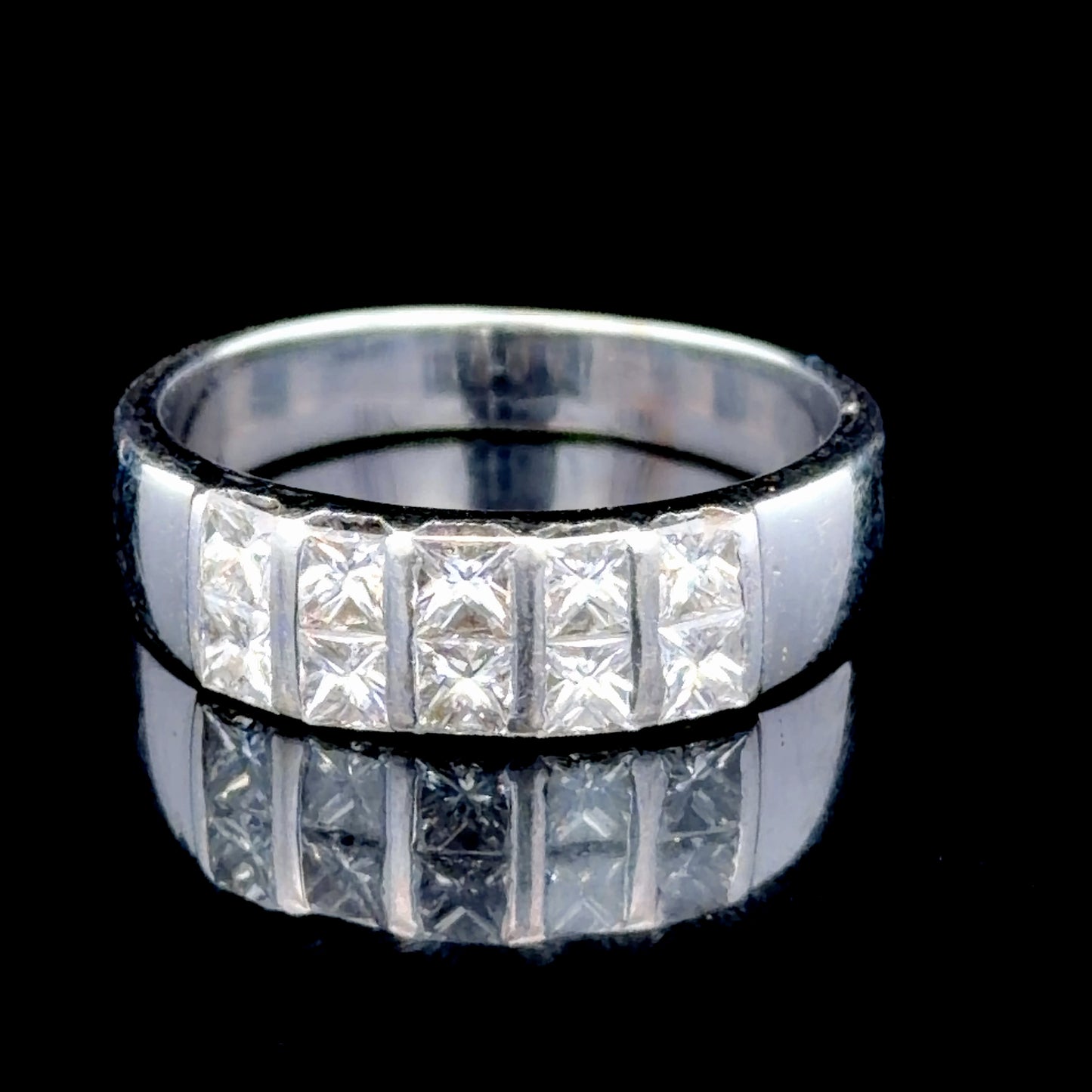18K White Gold Double Row Princess Cut Diamond Band Ring Appx. 1.0 Cts