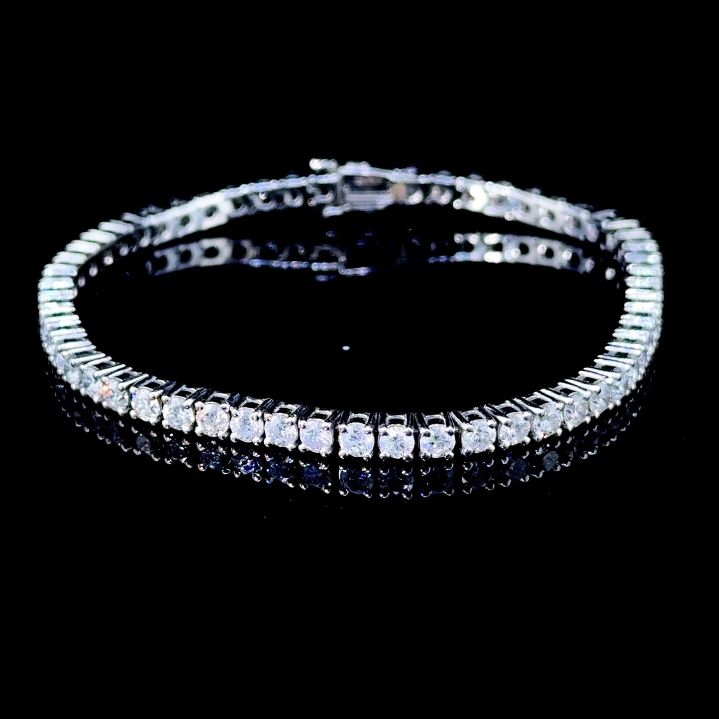 18K White Gold Diamond Tennis Bracelet 5.80 CTS