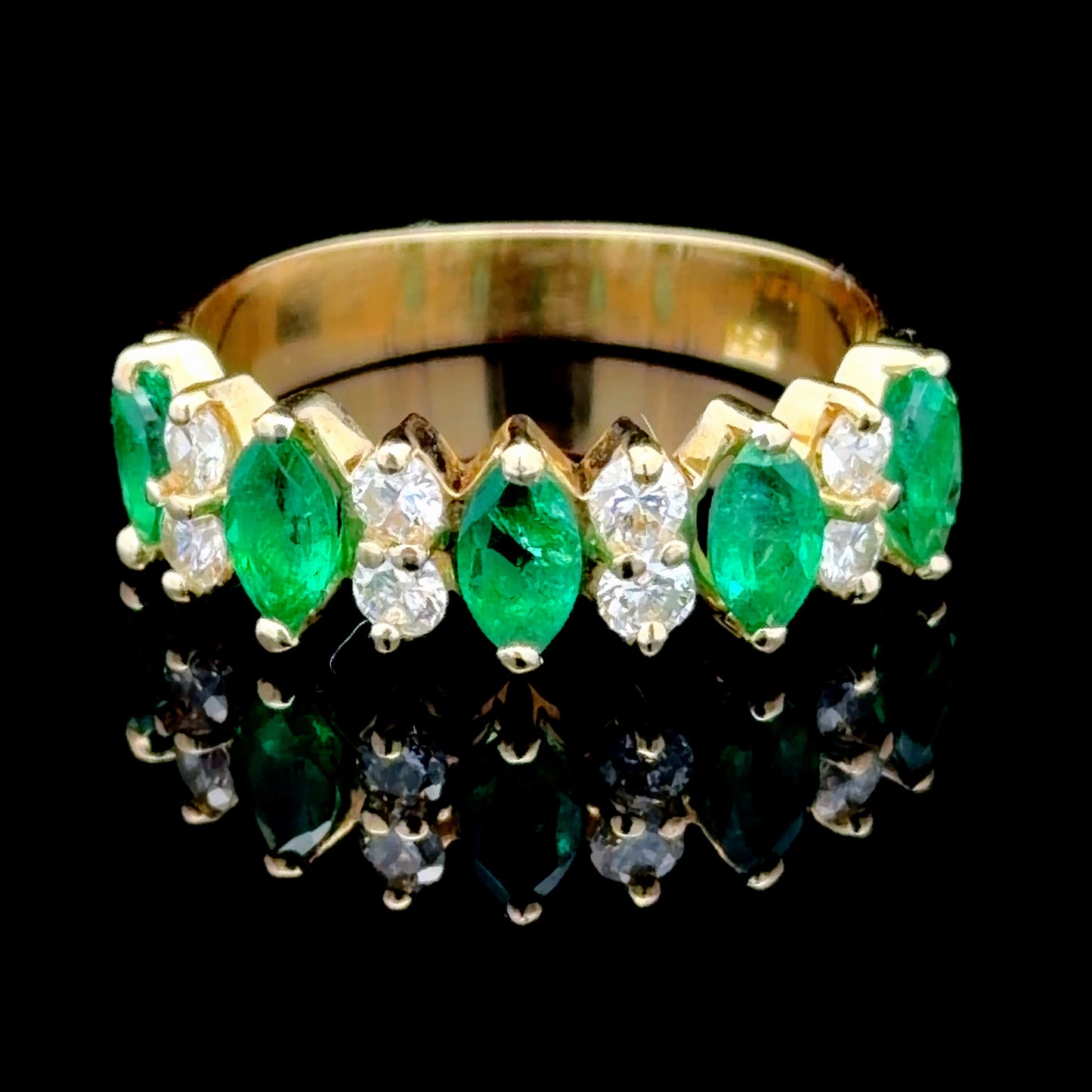 18k Yellow Gold Marquise Emerald & Diamond Band Ring Appx E:1.0 Dia:0.8 Cts