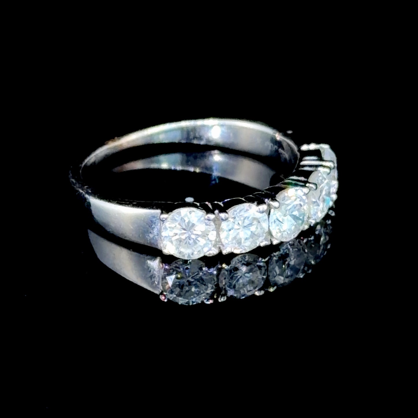 Lovely 14k White Gold 5 Stone Diamond Eternity Ring Appx 1.Ct