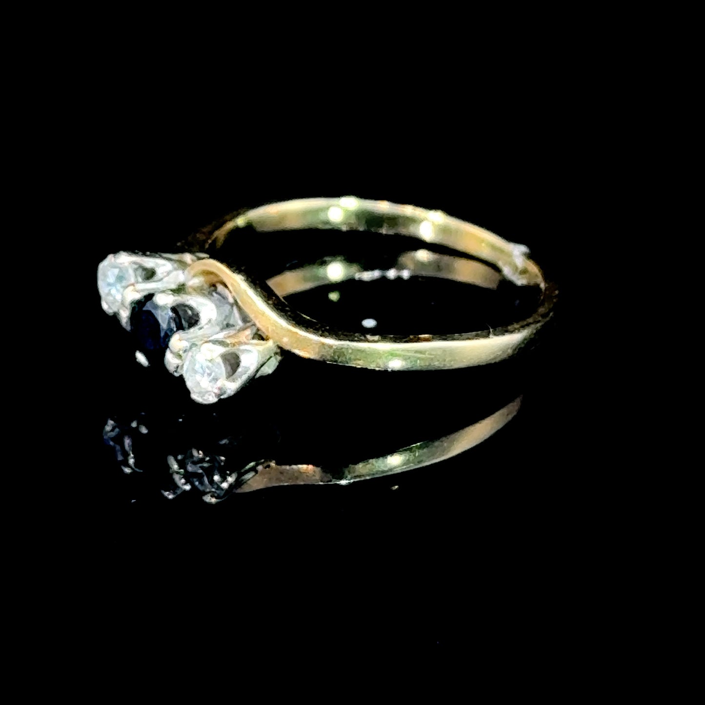 9K Yellow Gold Sapphire & Diamond Crossover 3 Stone Ring