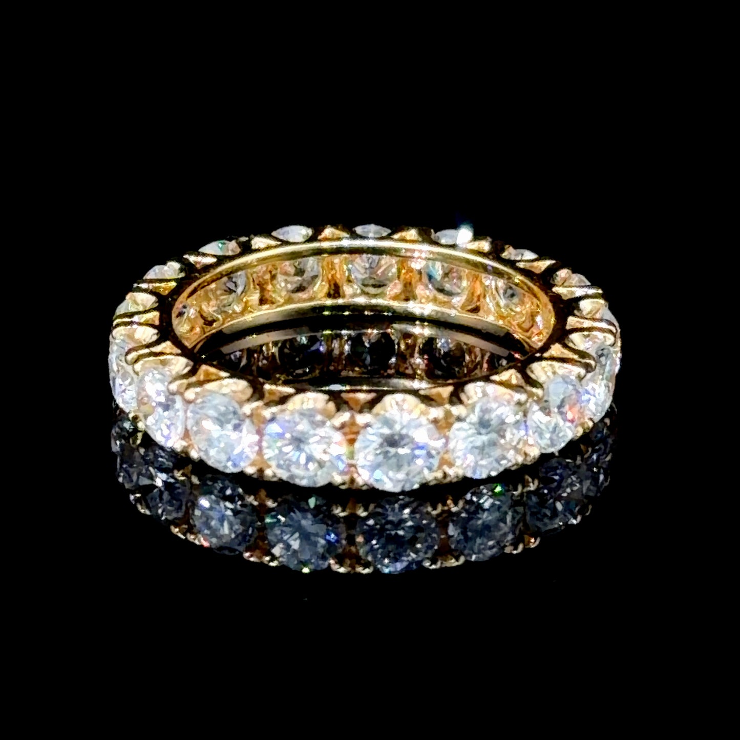 Fantastic 18k Yellow Gold Diamond Full Eternity Ring 4 Cts VVS Clarity E Colour