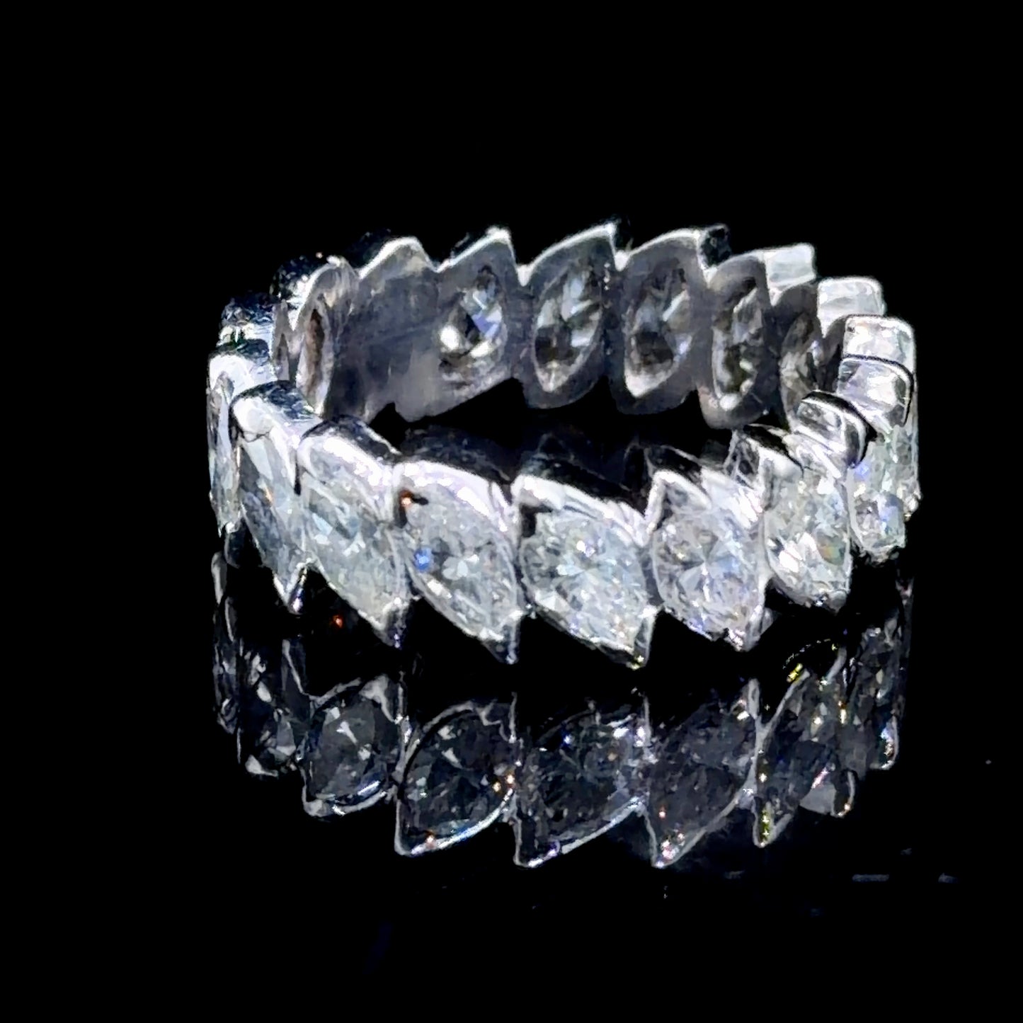 Stunning 18k White Gold Marqusie Diamond Full Eternity Band Appx 3 Cts