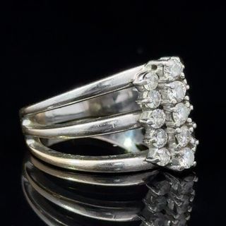 18K White Gold Contemporary Diamond Ring APPX 0.85 CTS
