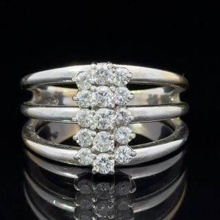 18K White Gold Contemporary Diamond Ring APPX 0.85 CTS