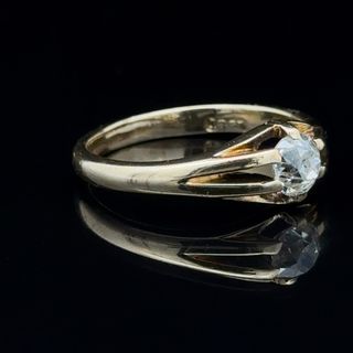 18K Yellow Gold Diamond Solitaire Ring APPX 0.70 CTS