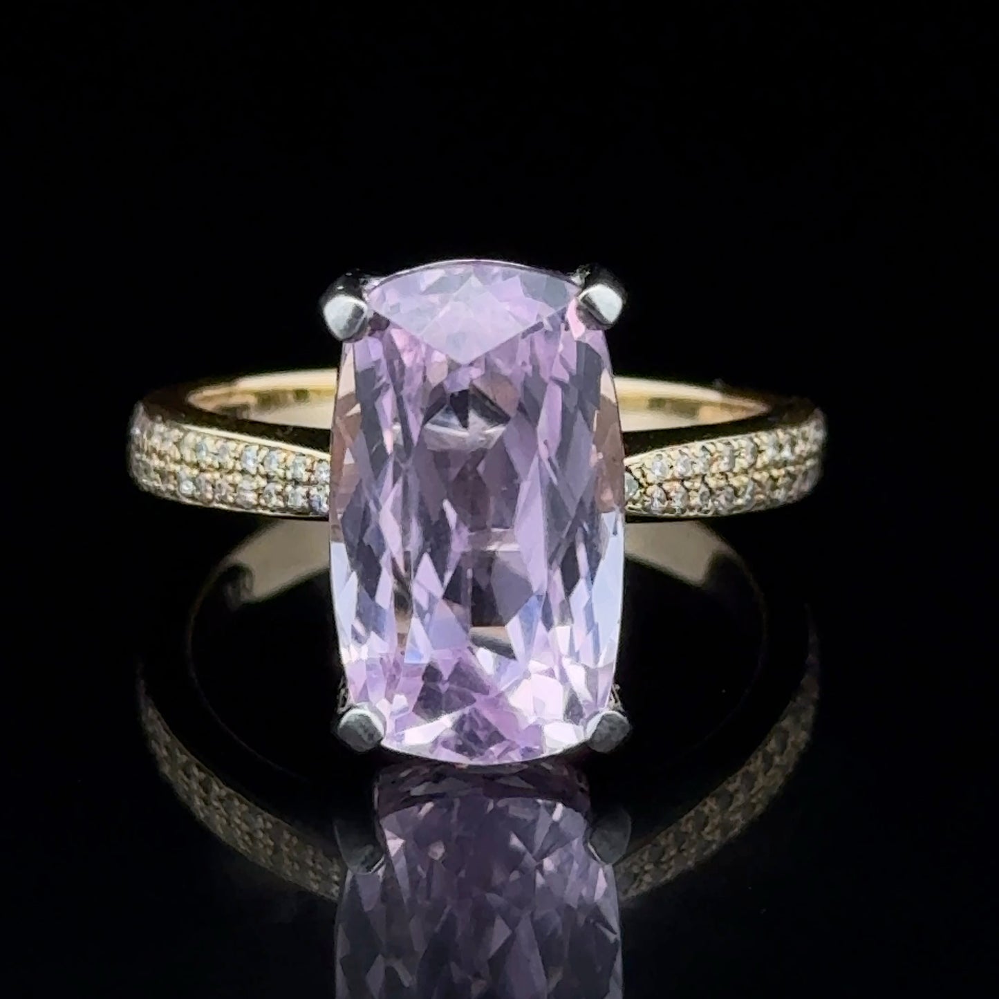 18K Yellow Gold Kunzite & Diamond Ring