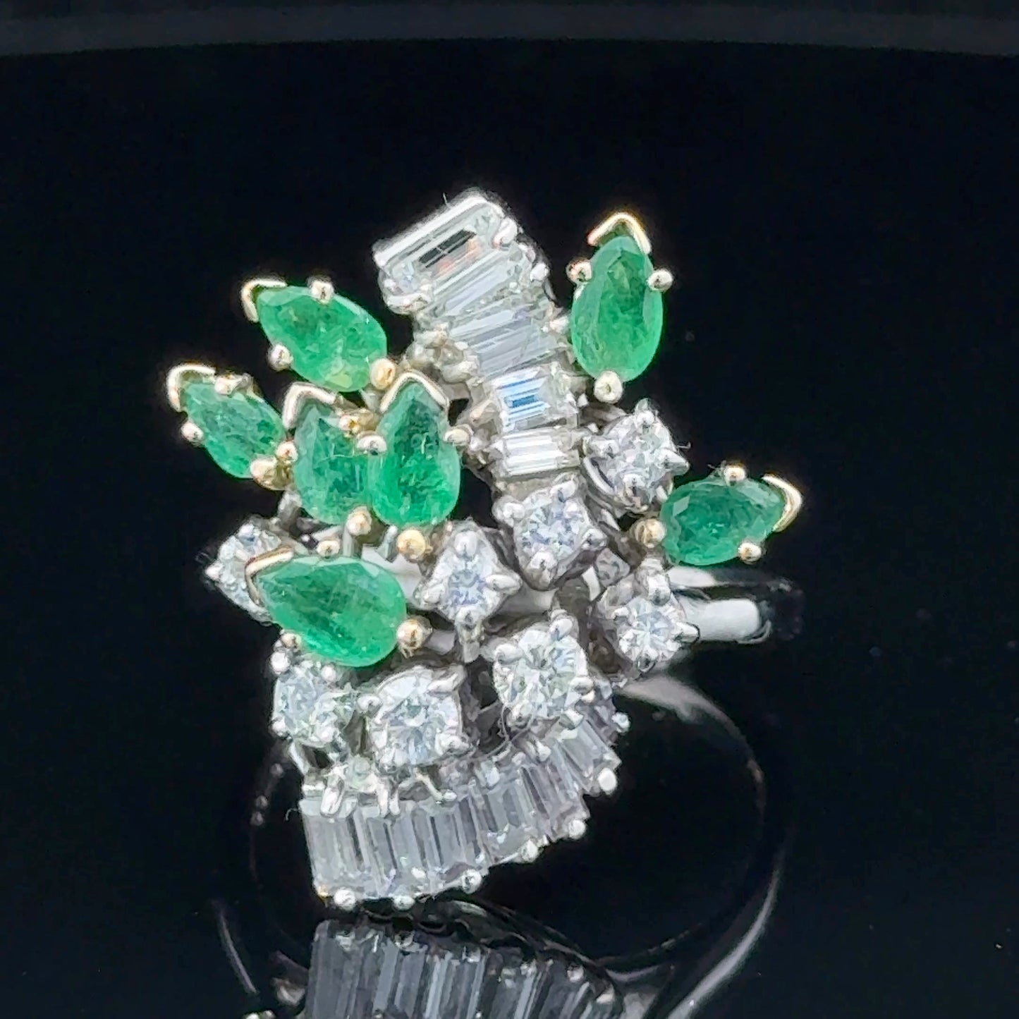 18K White Gold Diamond & Emerald Cluster APPX 0.8CTS EACH