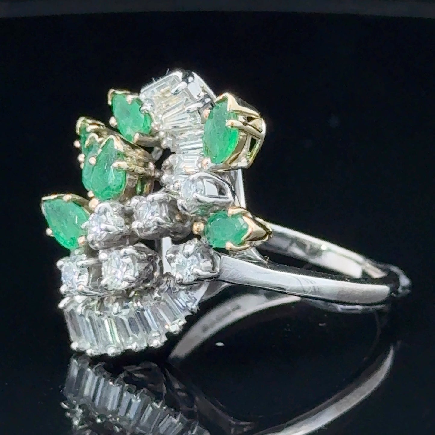 18K White Gold Diamond & Emerald Cluster APPX 0.8CTS EACH