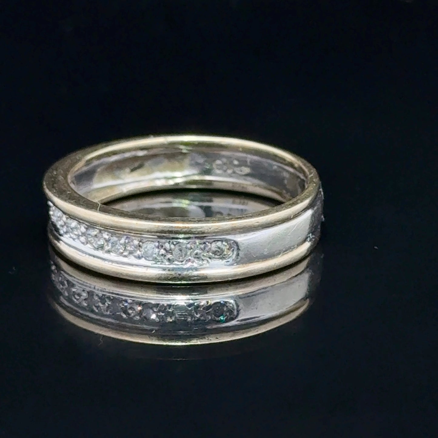 9K Yellow Gold Diamond Band