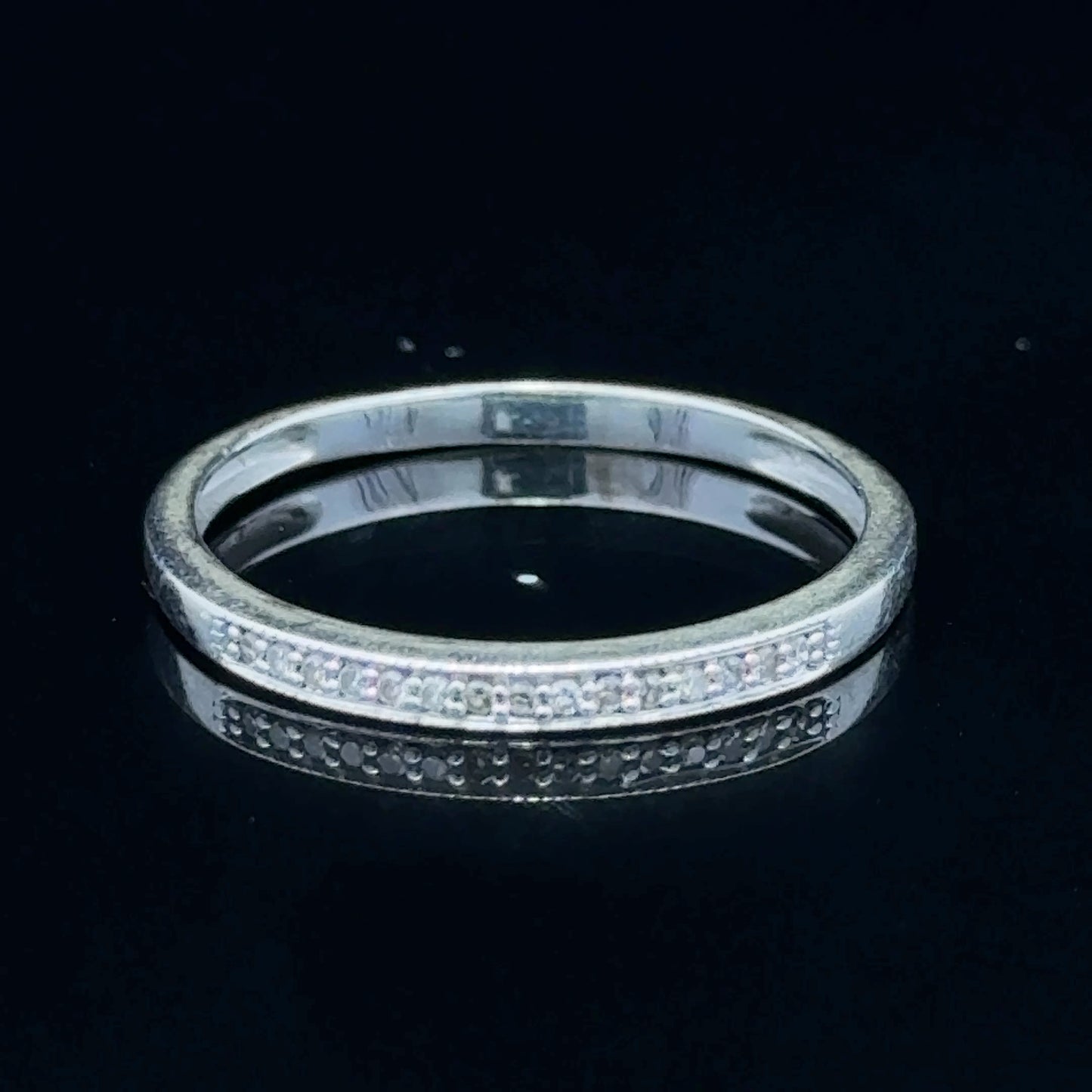 9K White Gold Fine Diamond Band