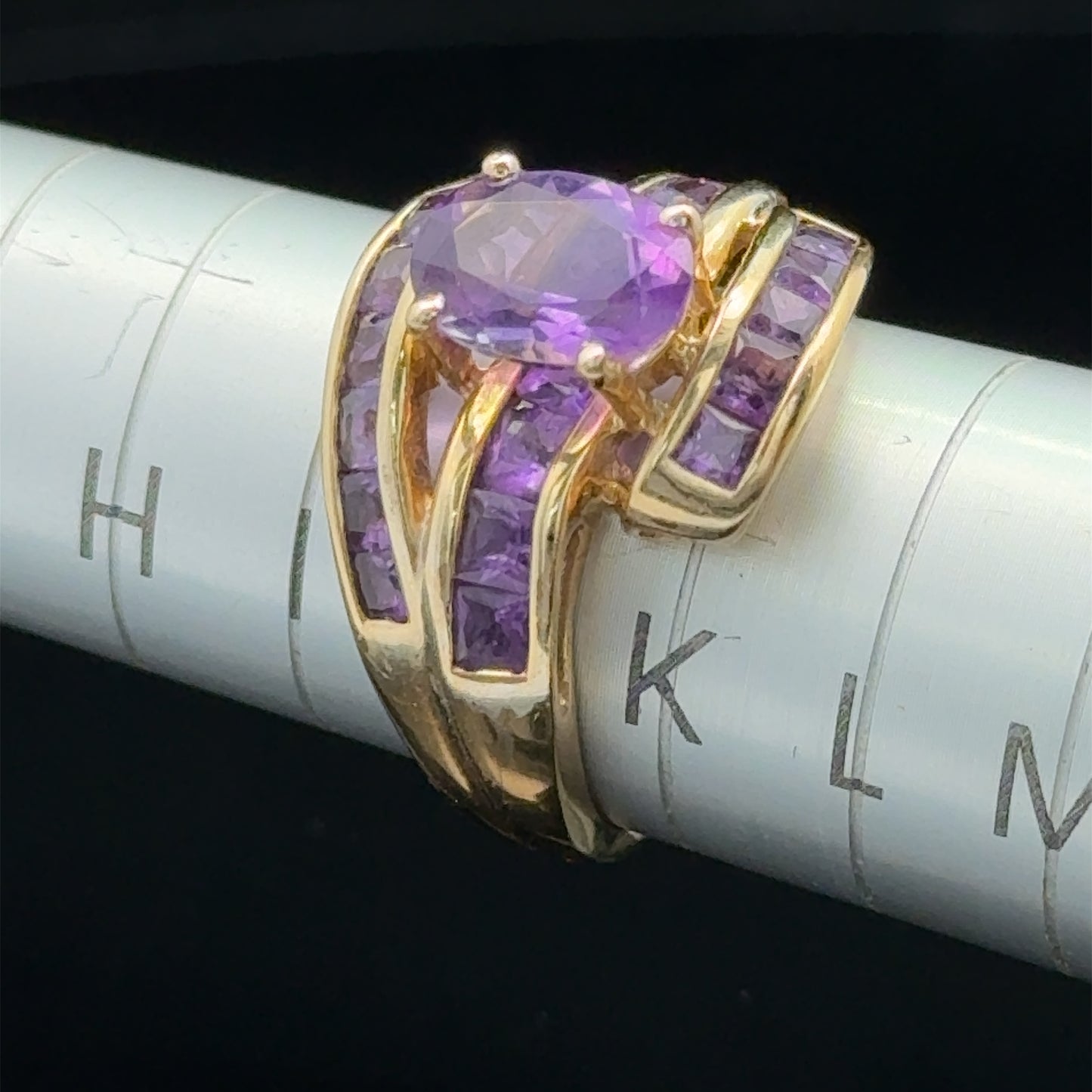 9K Yellow Gold Amethyst Crossover Ring