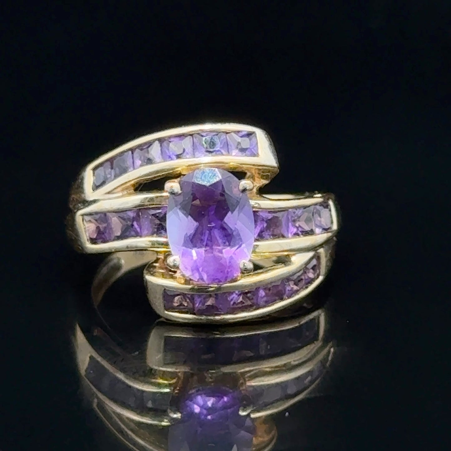 9K Yellow Gold Amethyst Crossover Ring
