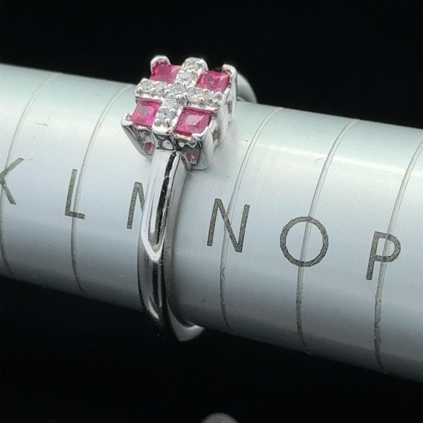 18K Gold Ruby & Diamond Ring Size M