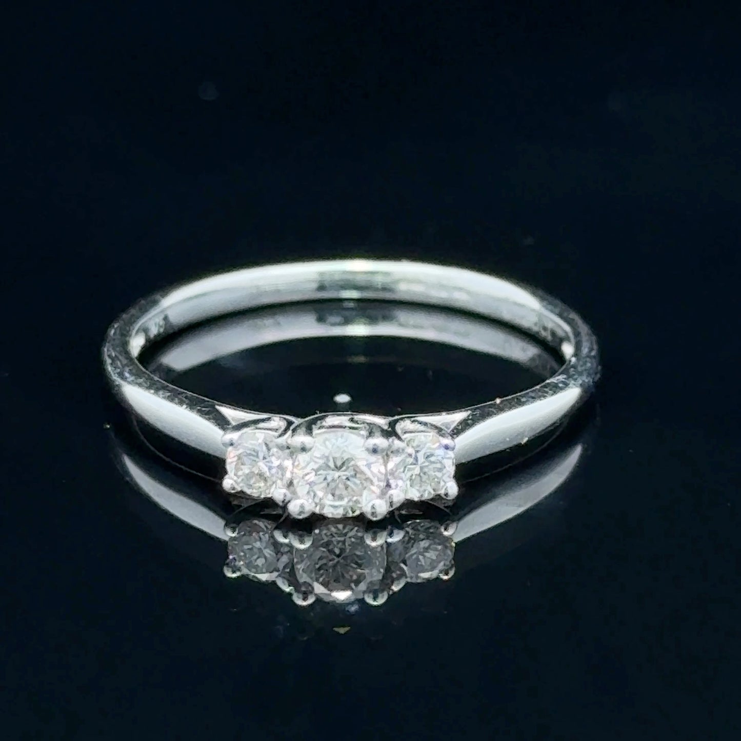 9K White Gold 3 Stone Diamond Ring APPX 0.25 CTS