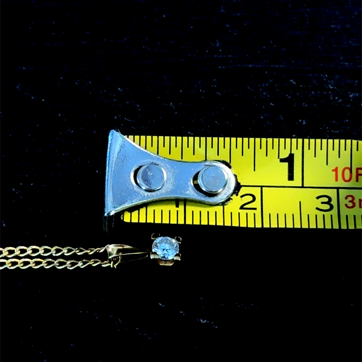 Pretty 18K Yellow Gold Diamond Pendant & 9K Chain APPX 0.15 CTS