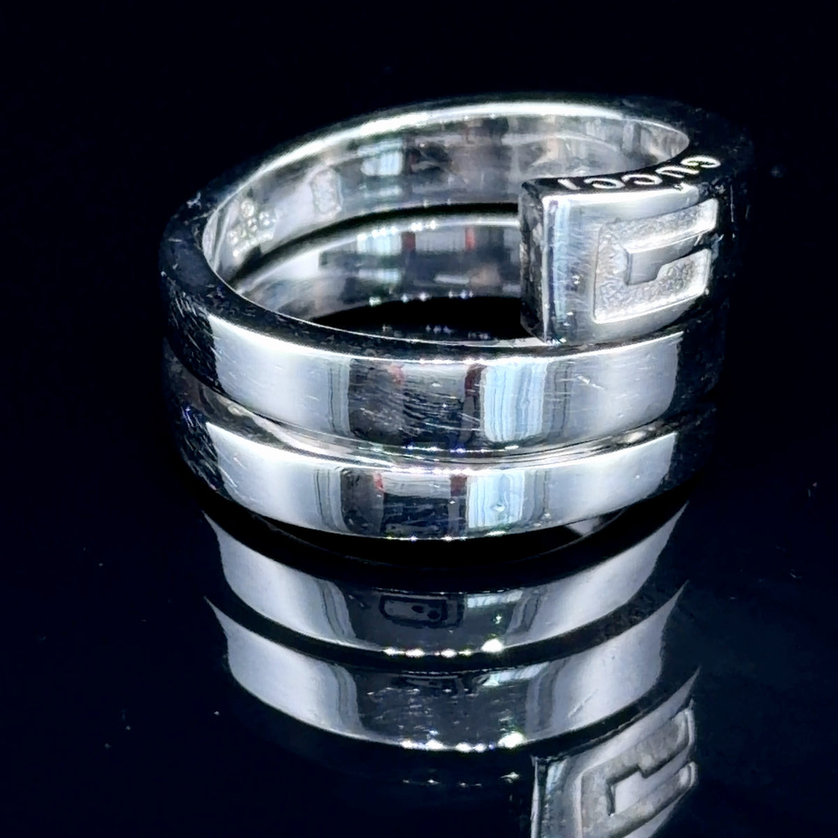 An Impressive Gucci Sterling Silver Spiral / Snake Ring
