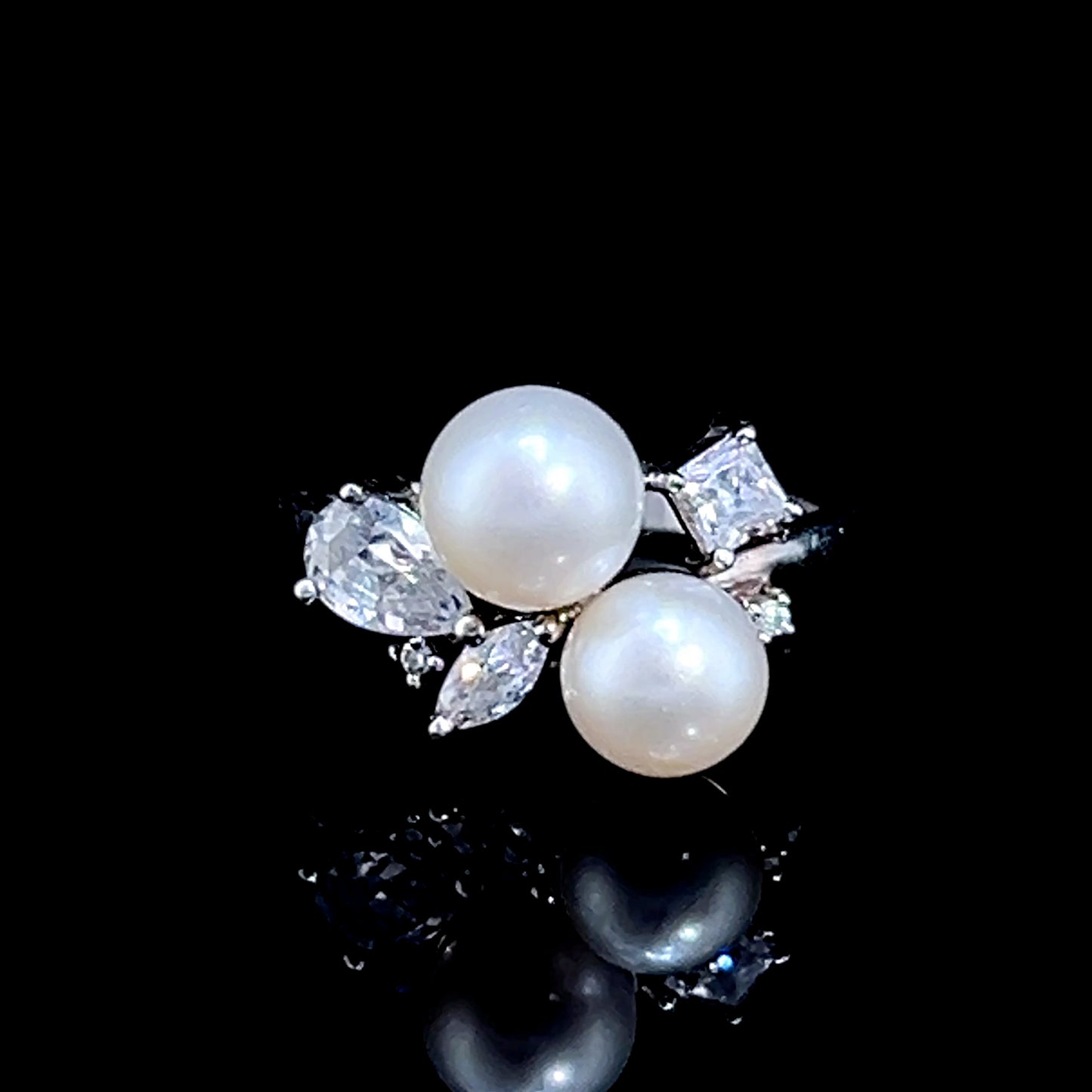 Silver Pearl & Cubic Zirconia Ring