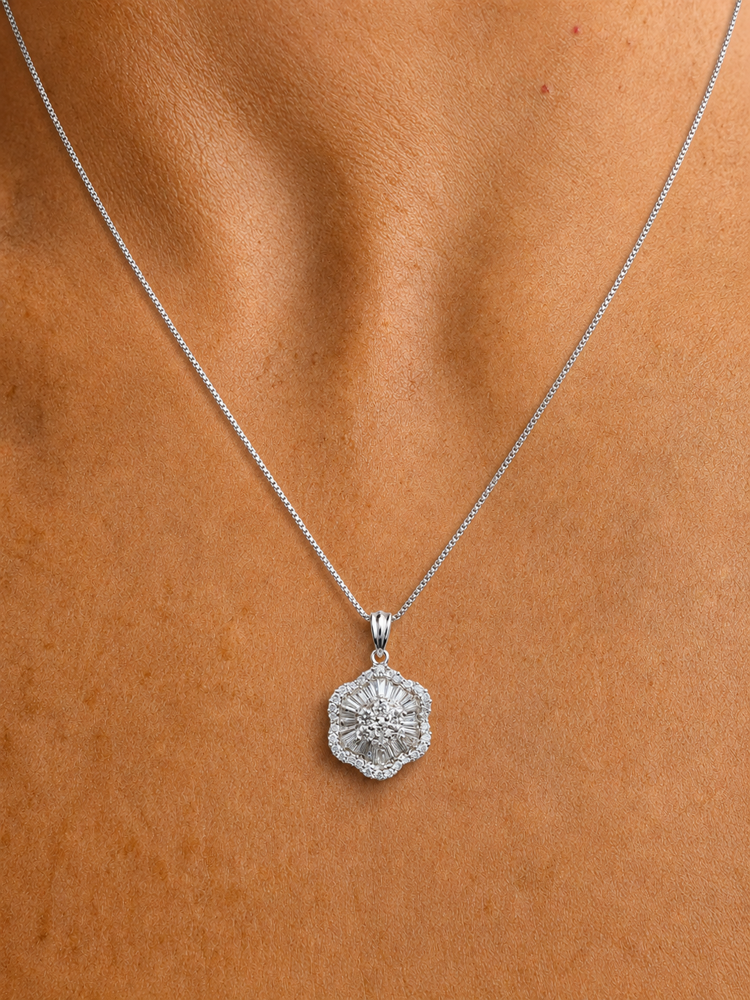 Gorgeous 18k White Gold Baguette & Round Cut Diamond Cluster Pendant With Box Chain Appx 1.2 Cts