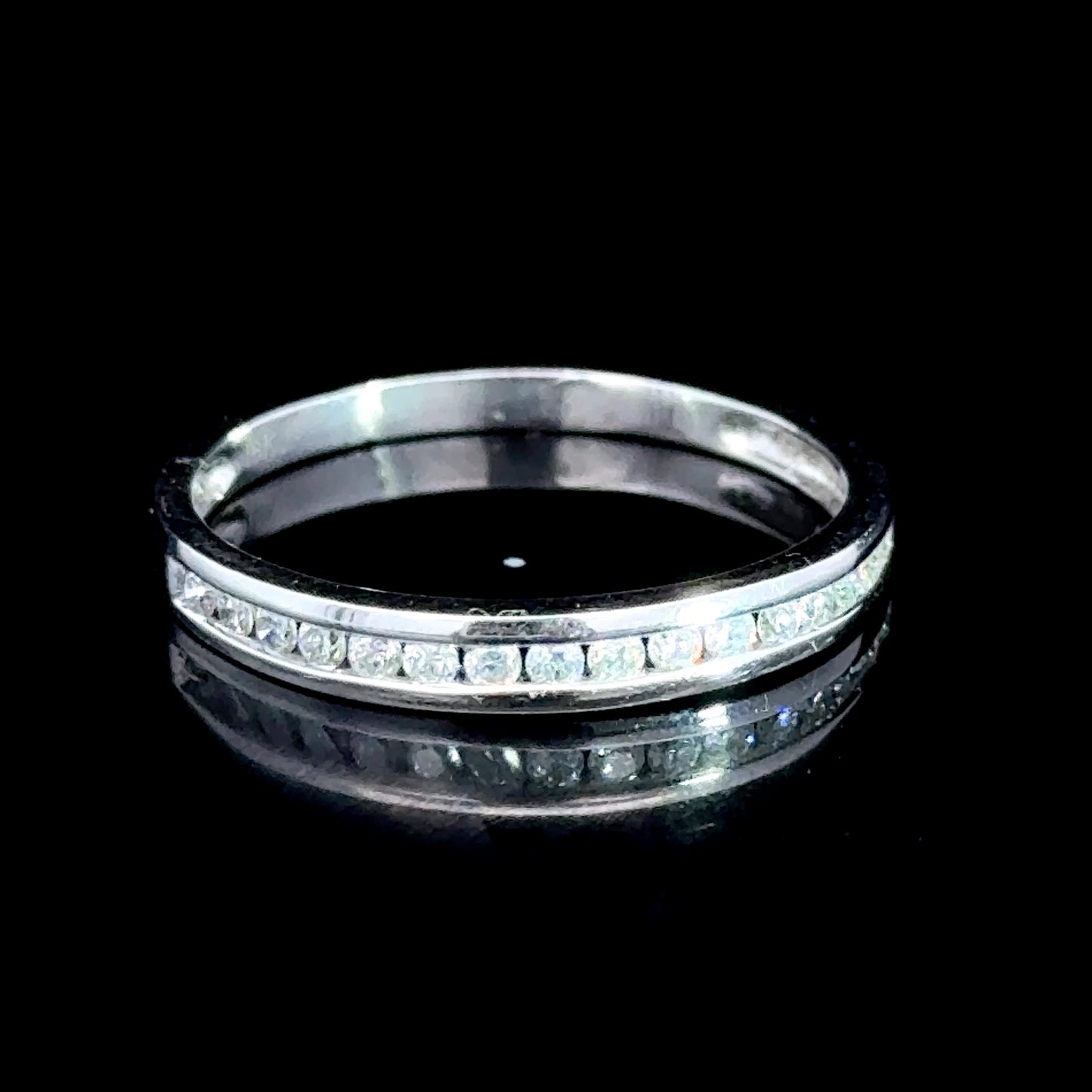 18K White Gold Diamond Eternity Ring