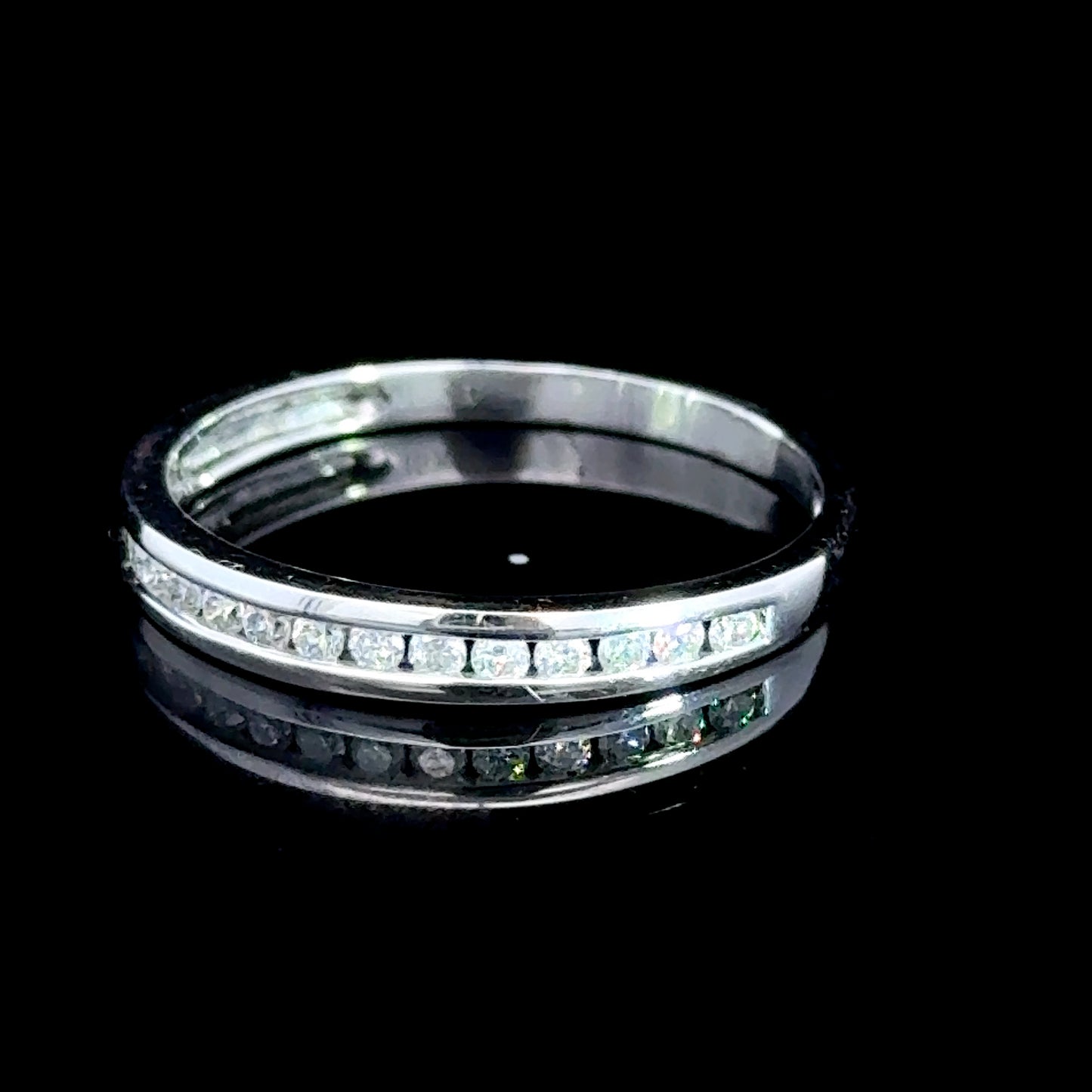 18K White Gold Diamond Eternity Ring